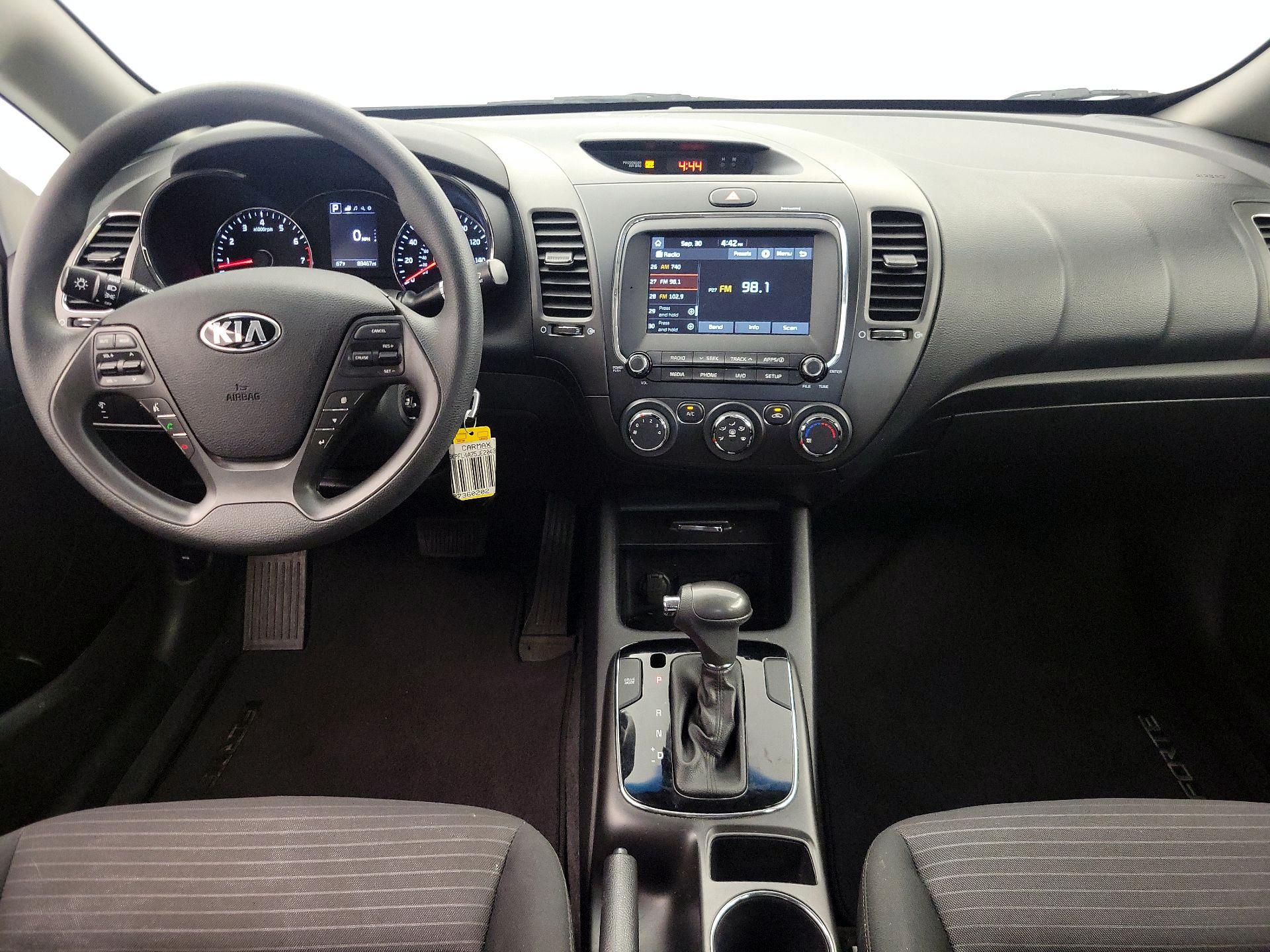 Thumbnail: 2018 Kia Forte - 9