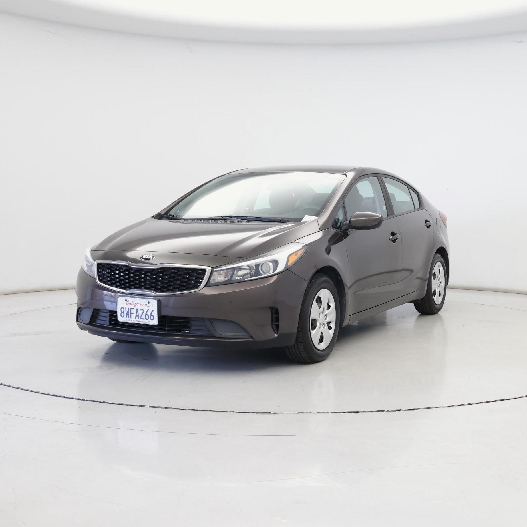 Thumbnail: 2018 Kia Forte - 4