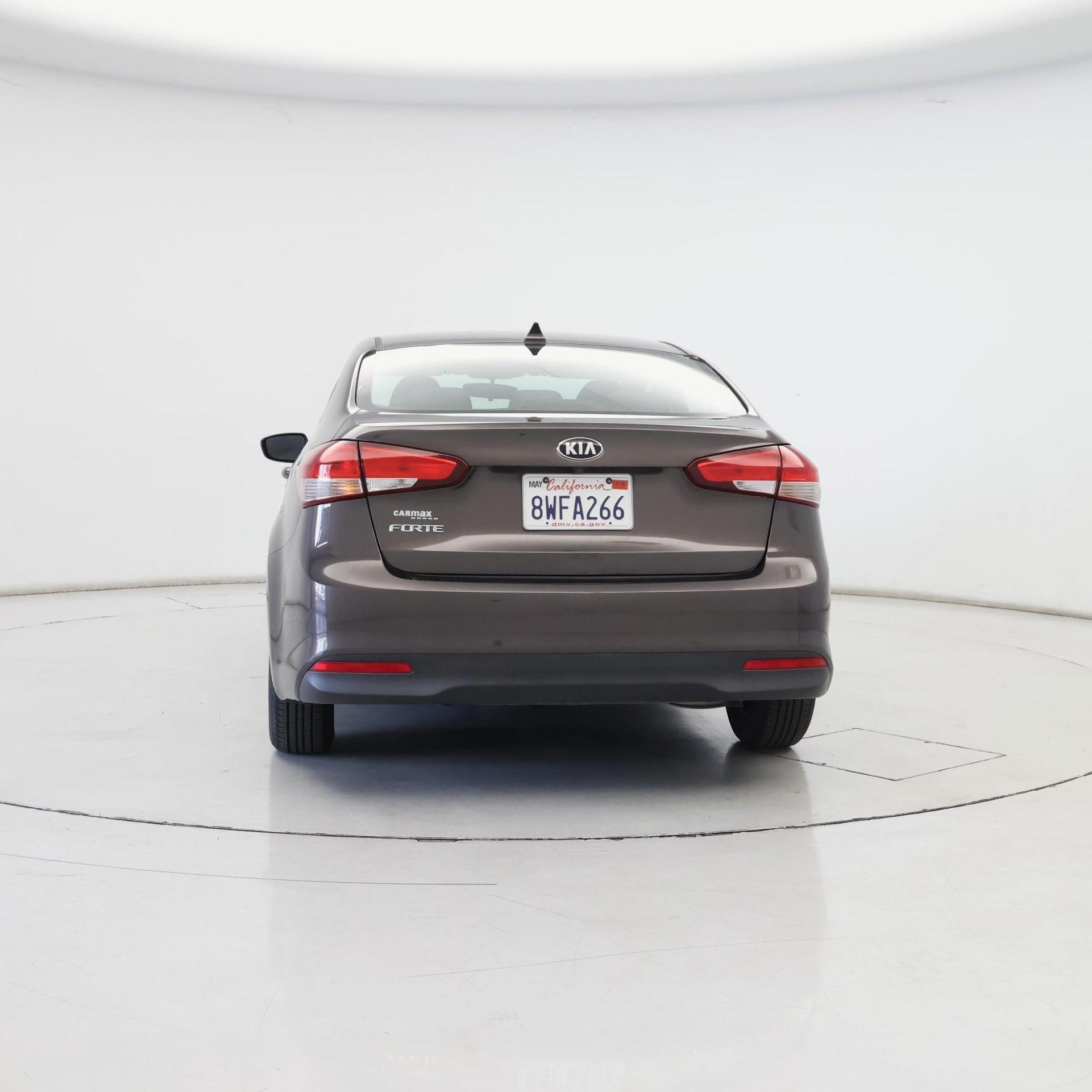 Thumbnail: 2018 Kia Forte - 6