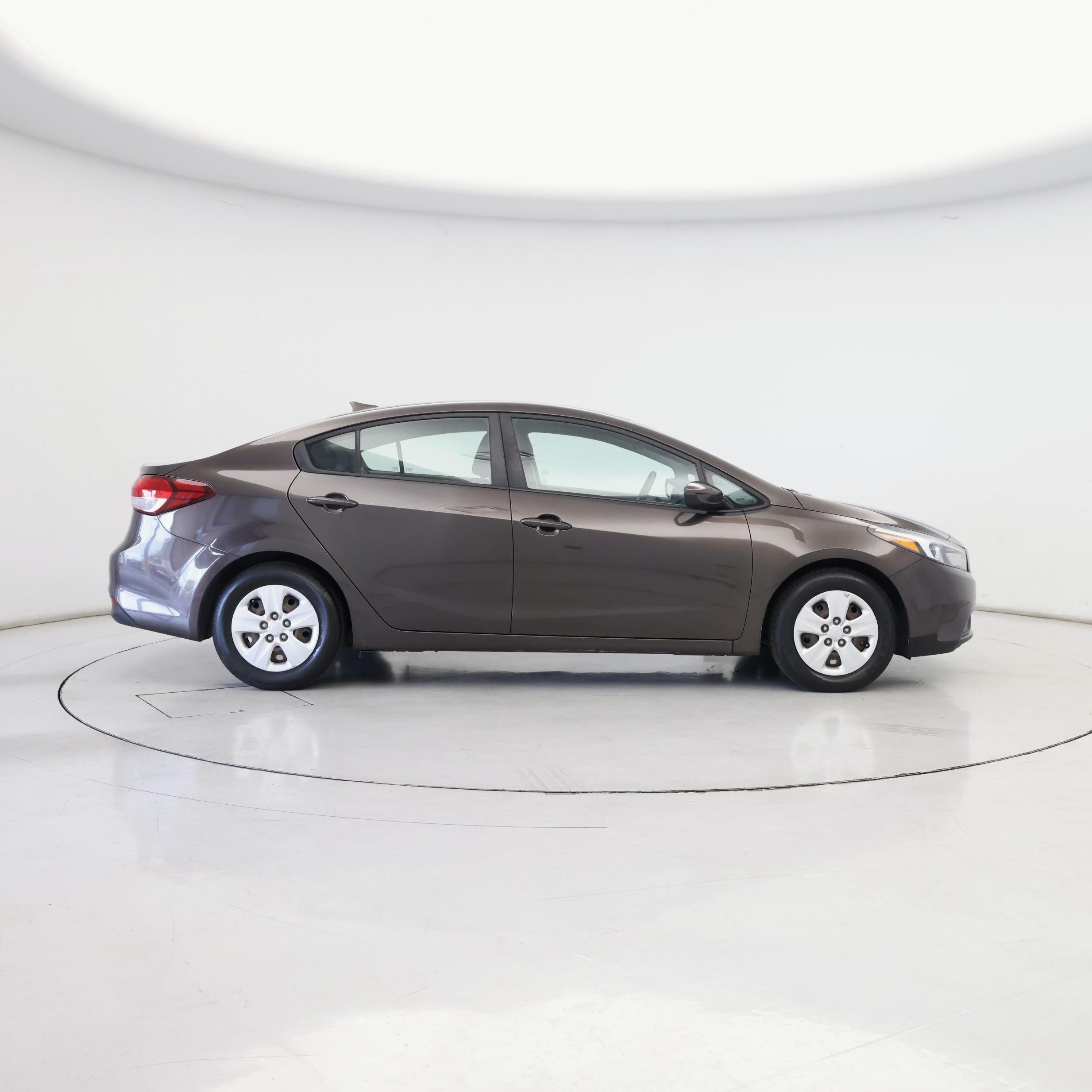 Thumbnail: 2018 Kia Forte - 7