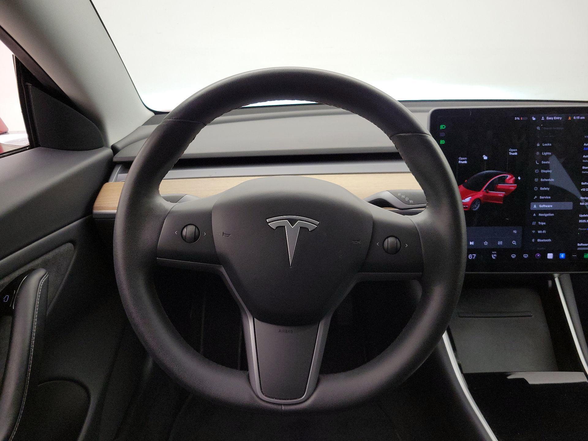 Thumbnail: 2020 Tesla Model 3 - 10