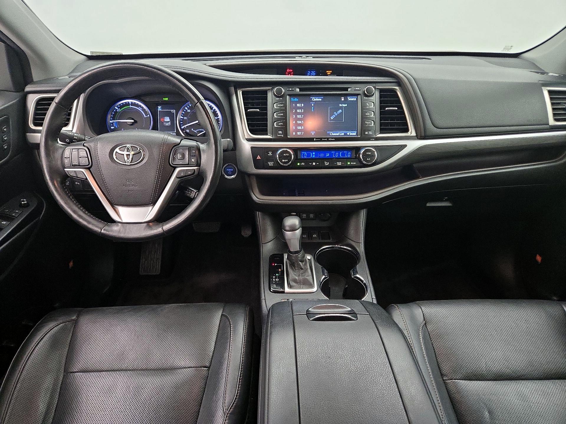Thumbnail: 2017 Toyota Highlander - 9