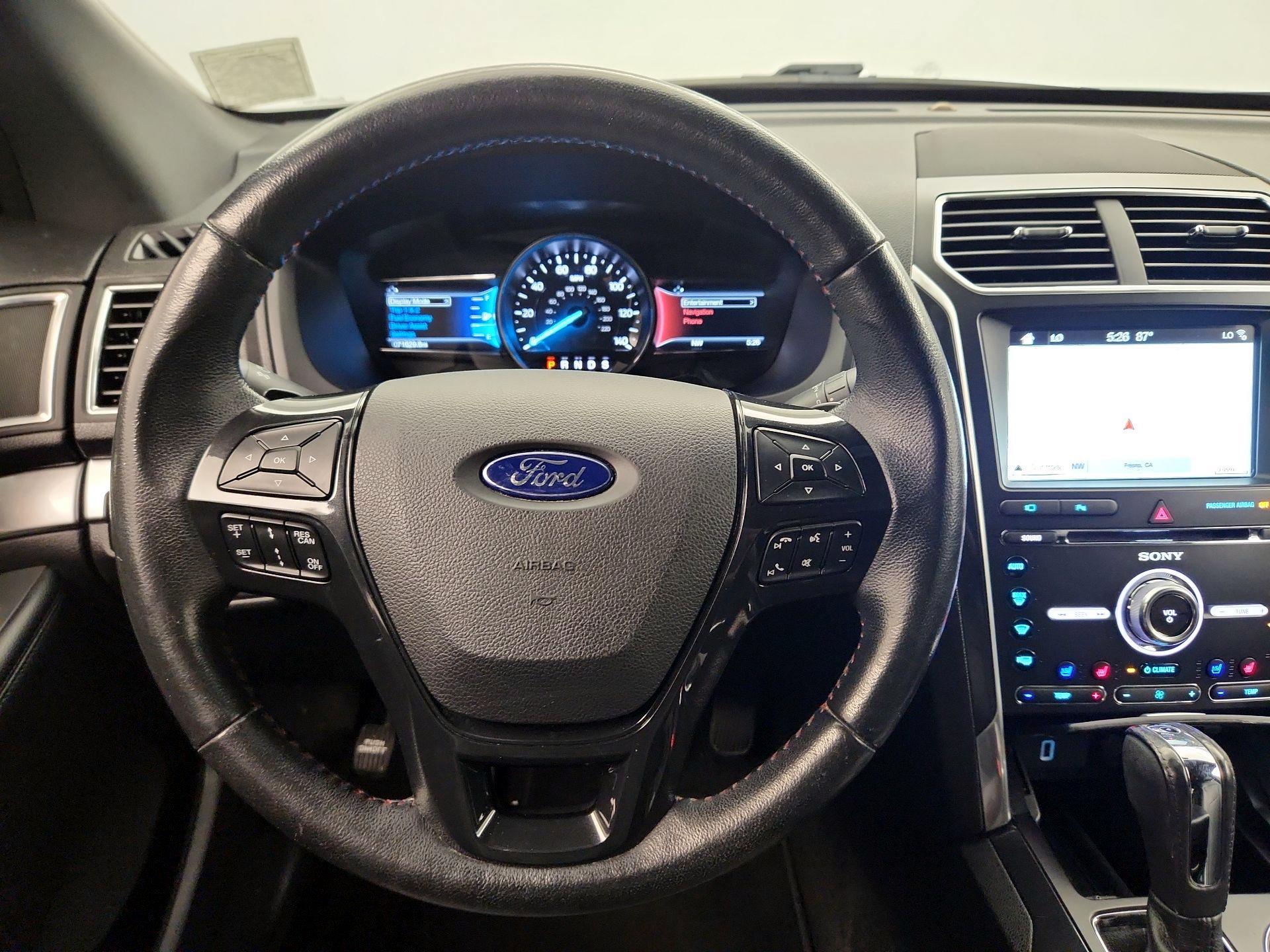 Thumbnail: 2017 Ford Explorer - 10