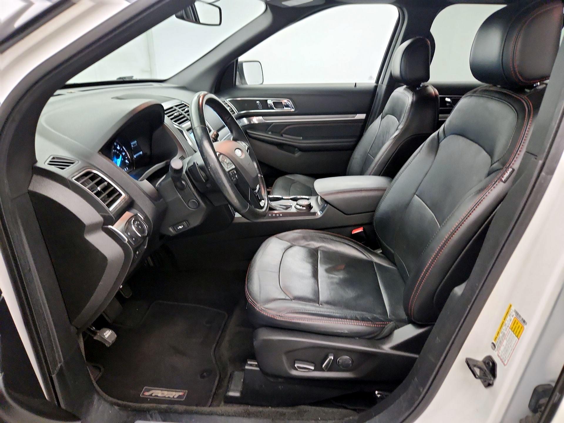 Thumbnail: 2017 Ford Explorer - 11