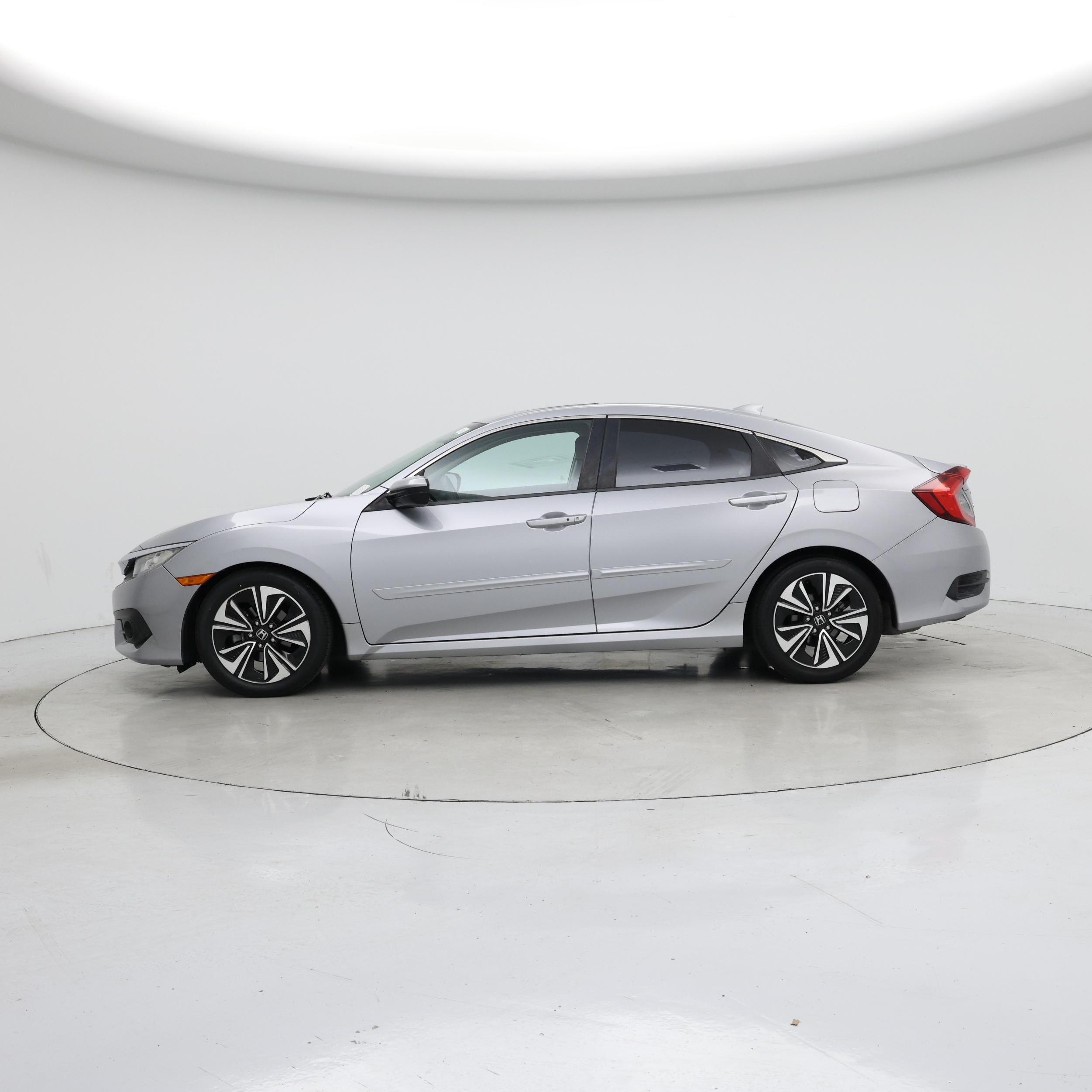 Thumbnail: 2017 Honda Civic - 3