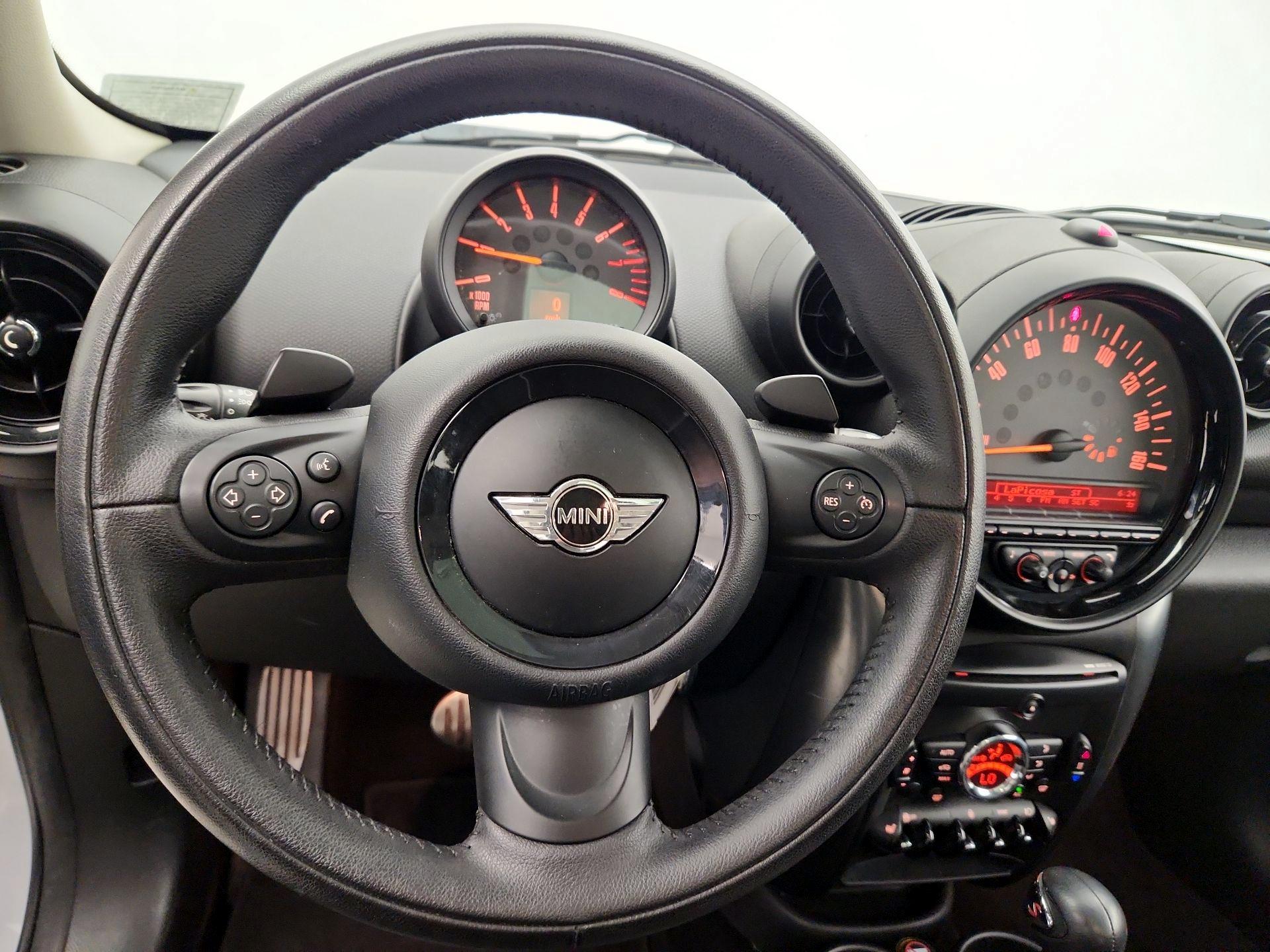Thumbnail: 2016 MINI Cooper Countryman - 10