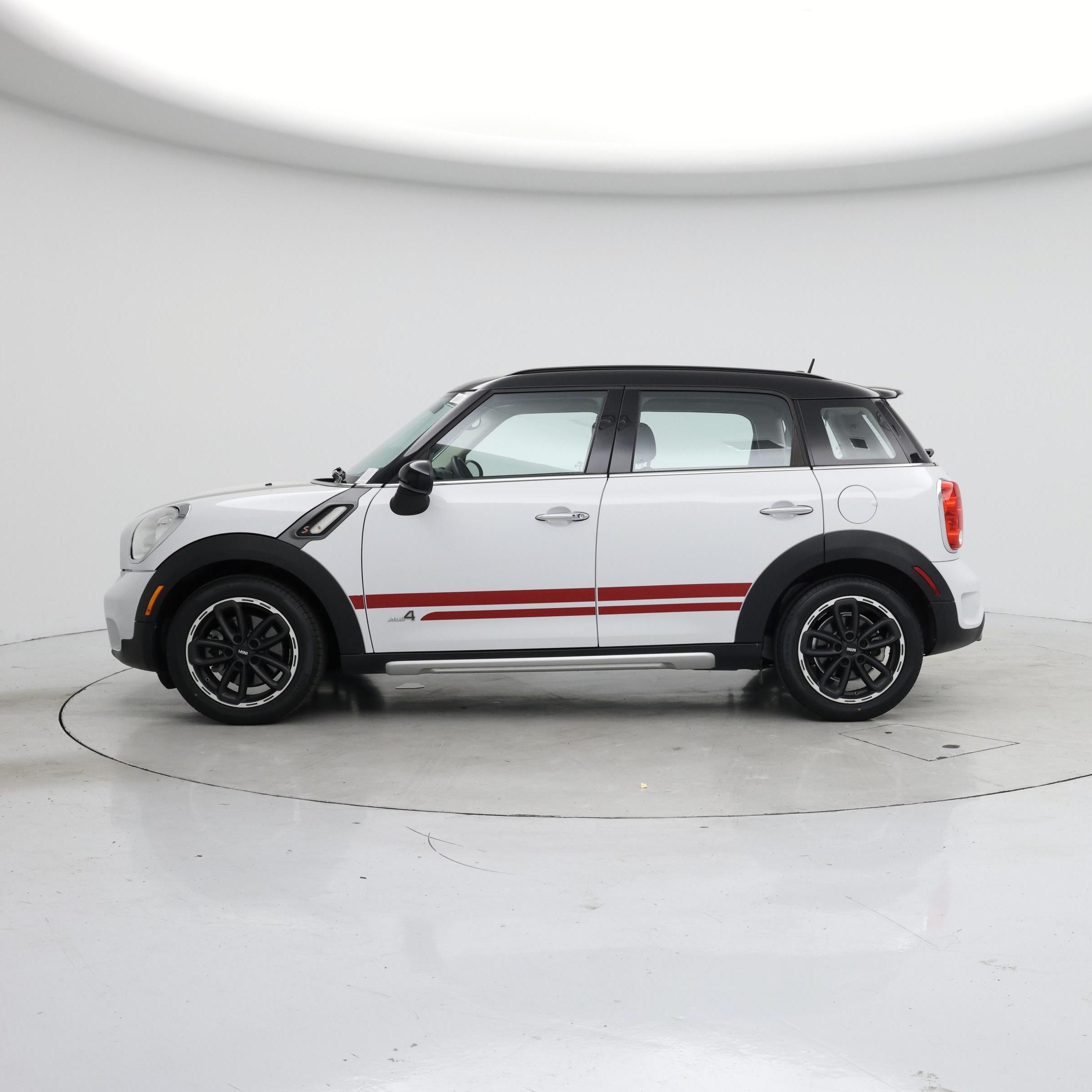 Thumbnail: 2016 MINI Cooper Countryman - 3