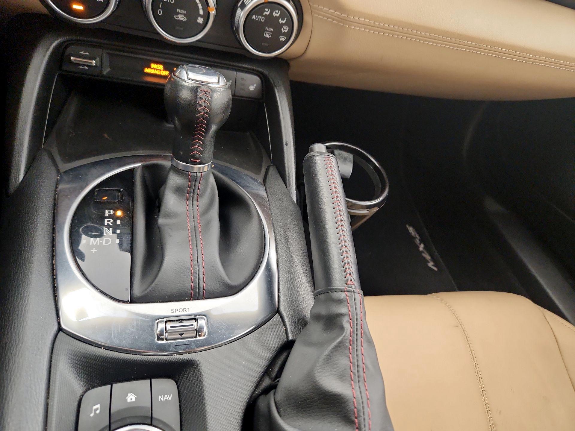 Thumbnail: 2017 Mazda MX-5 Miata - 15