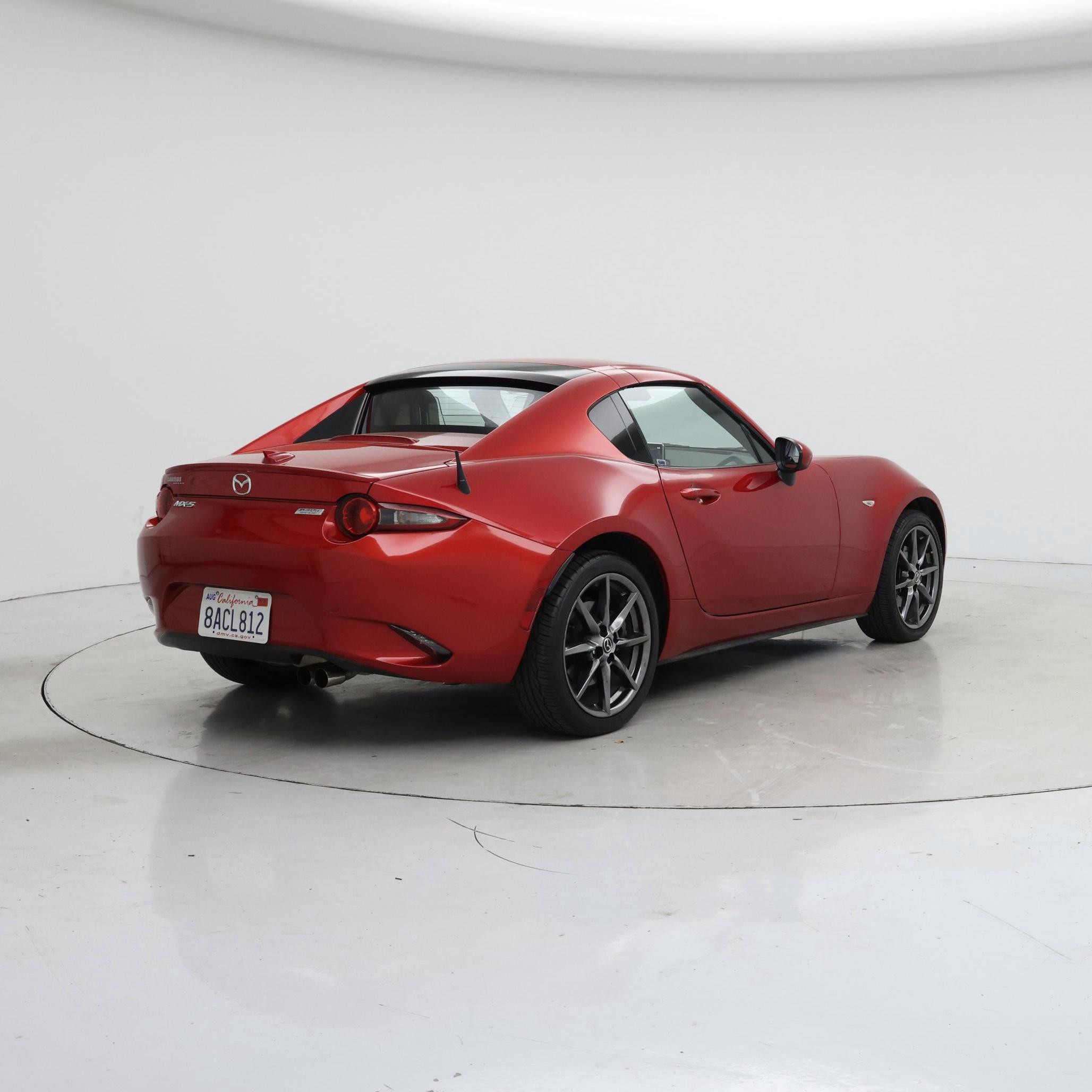 Thumbnail: 2017 Mazda MX-5 Miata - 8