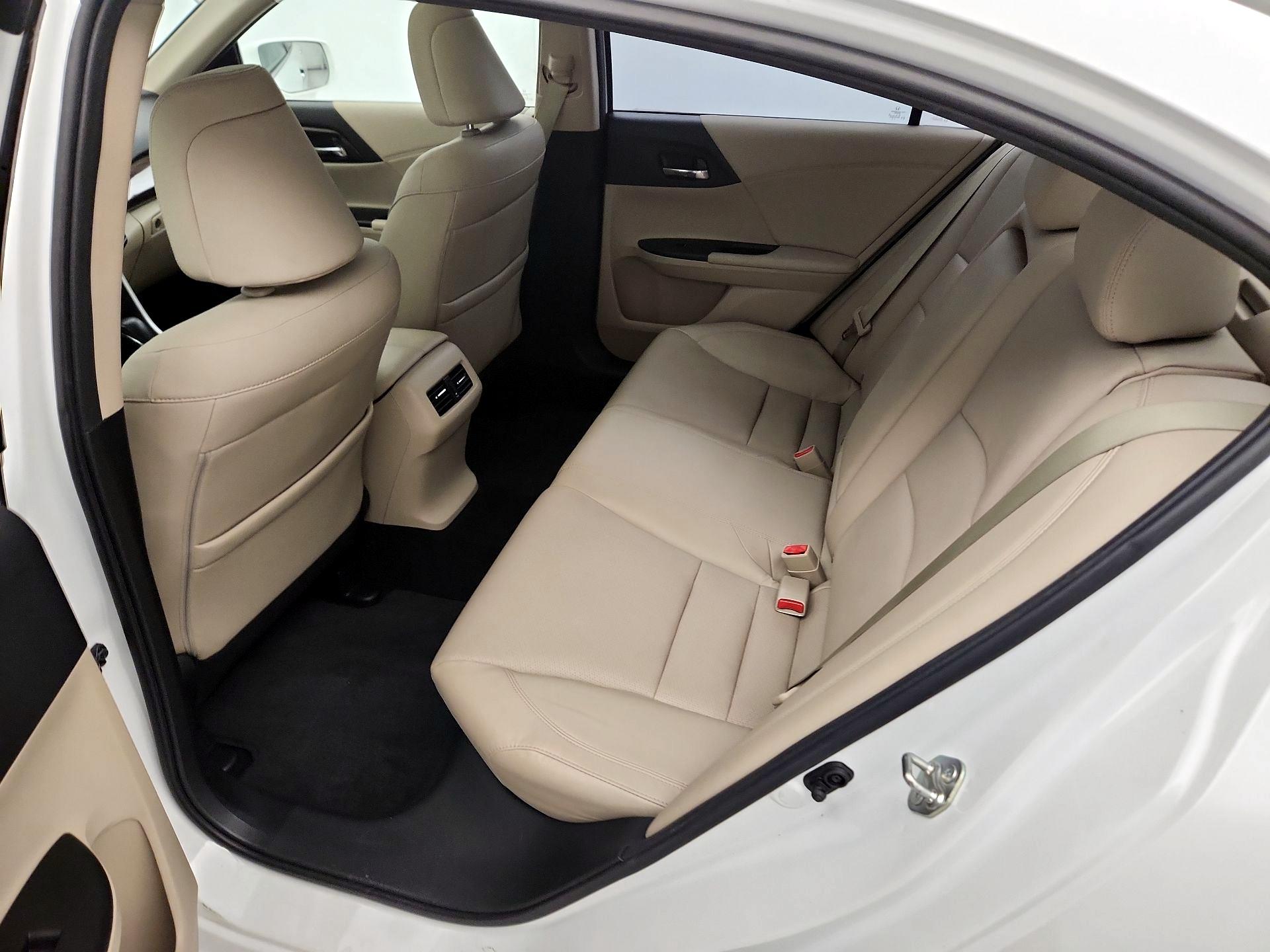 Thumbnail: 2016 Honda Accord - 19