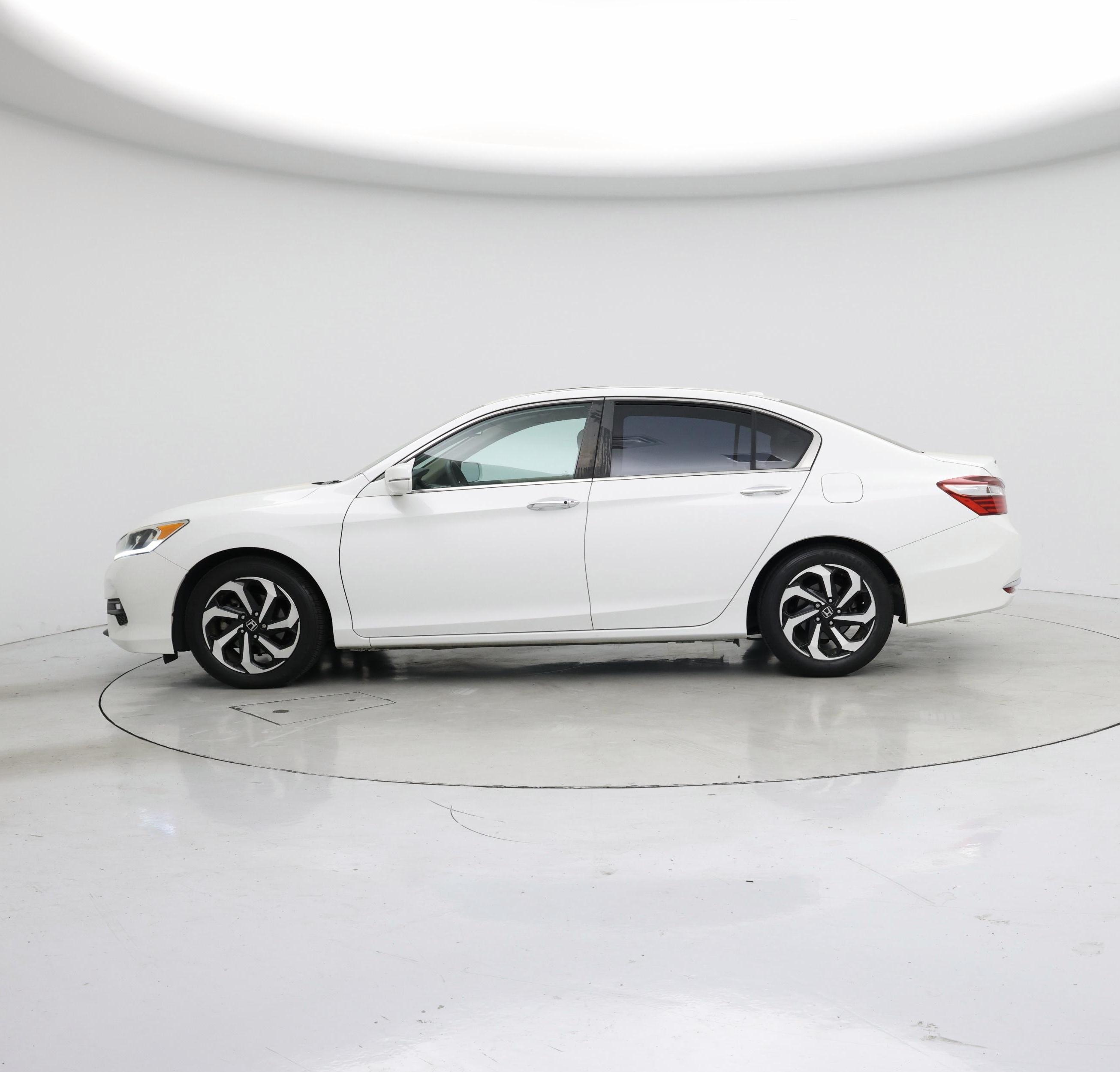 Thumbnail: 2016 Honda Accord - 3