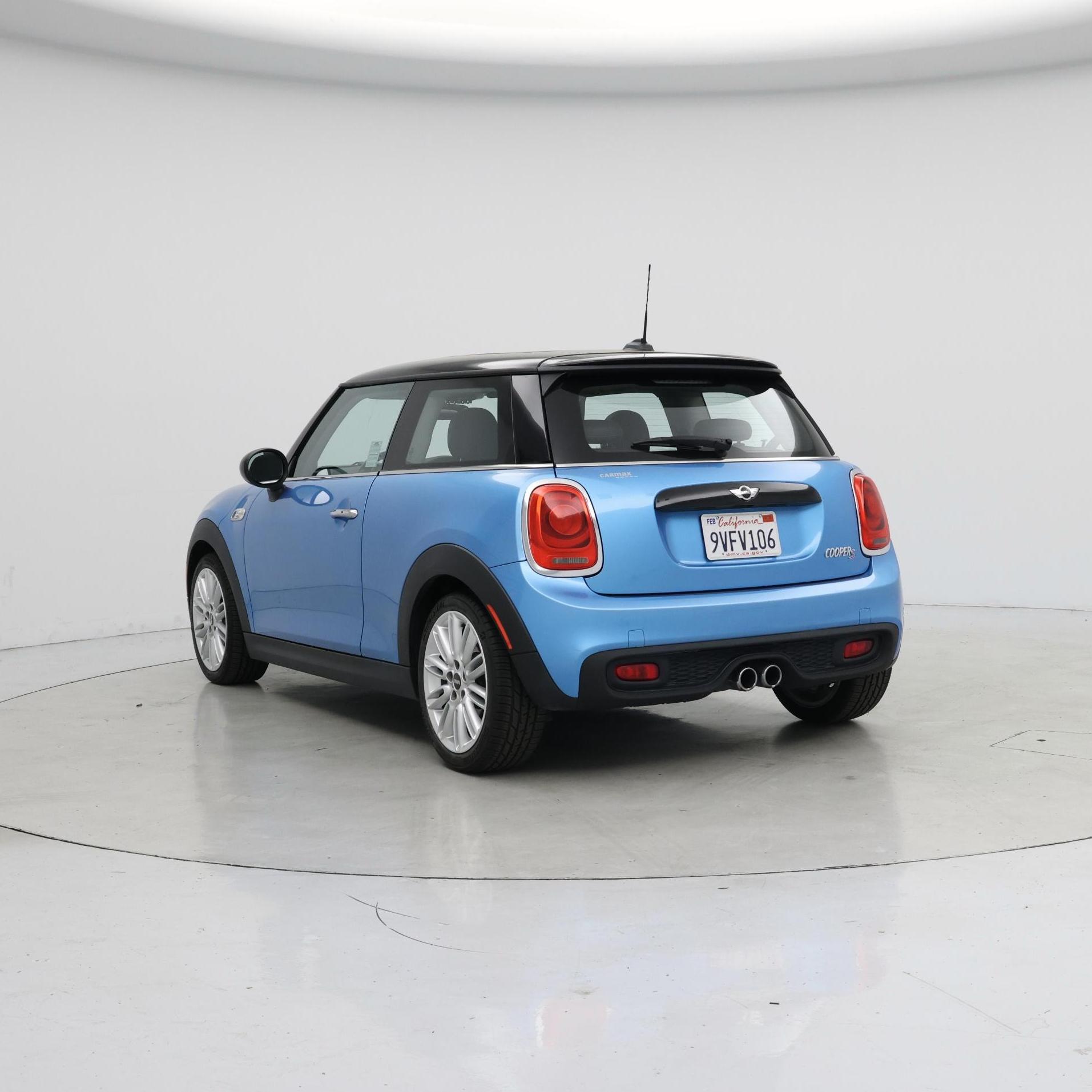 Thumbnail: 2016 MINI Cooper Hardtop - 2