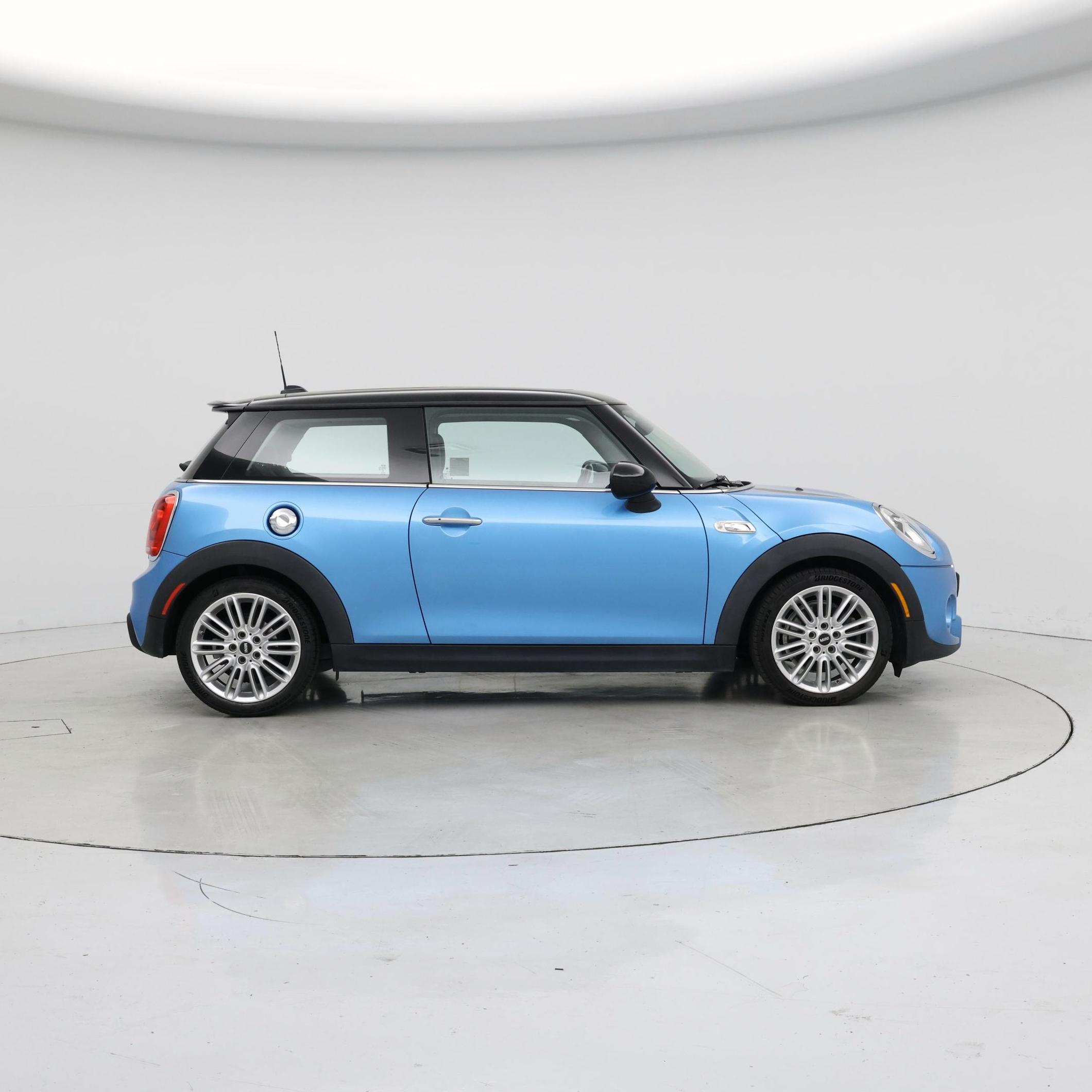 Thumbnail: 2016 MINI Cooper Hardtop - 7