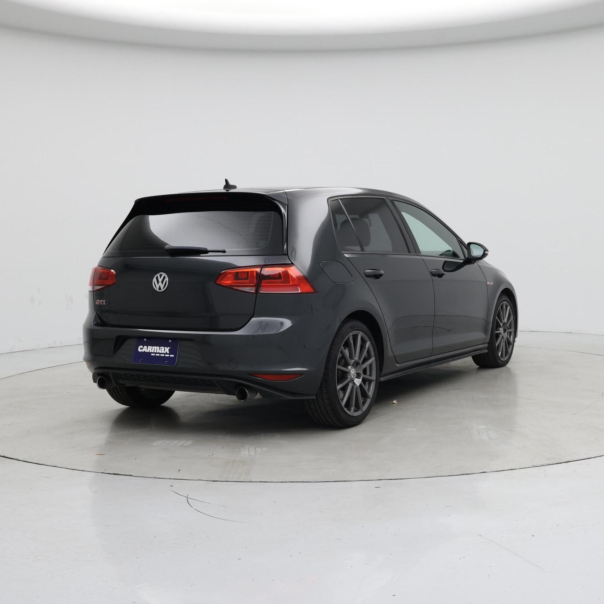 Thumbnail: 2017 Volkswagen Golf - 8