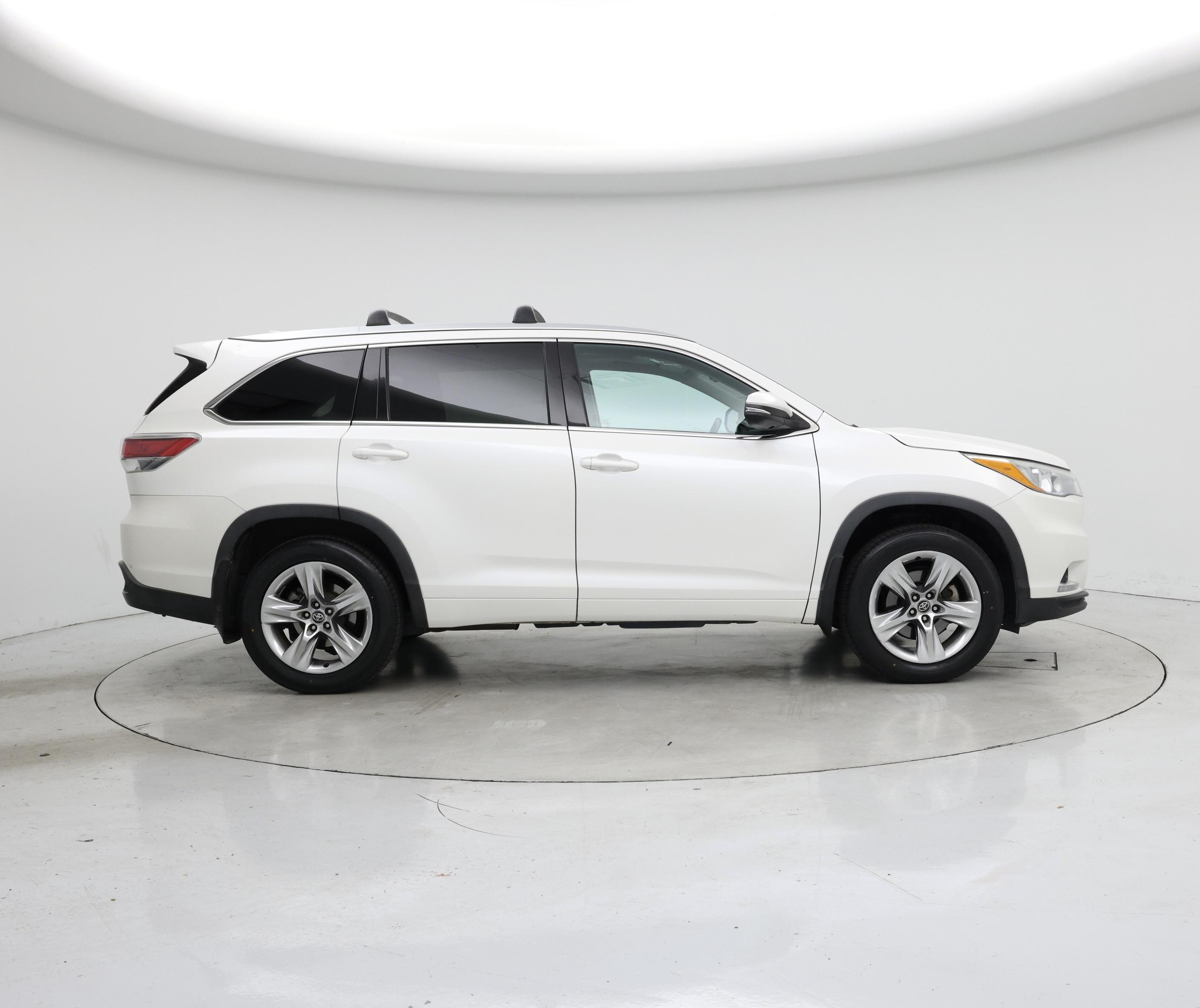 Thumbnail: 2016 Toyota Highlander - 7