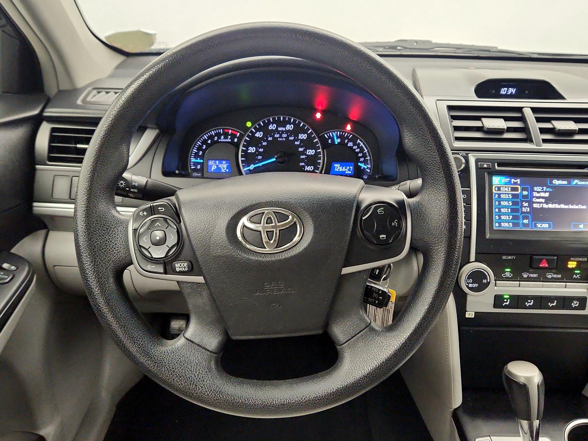 Thumbnail: 2014 Toyota Camry - 10