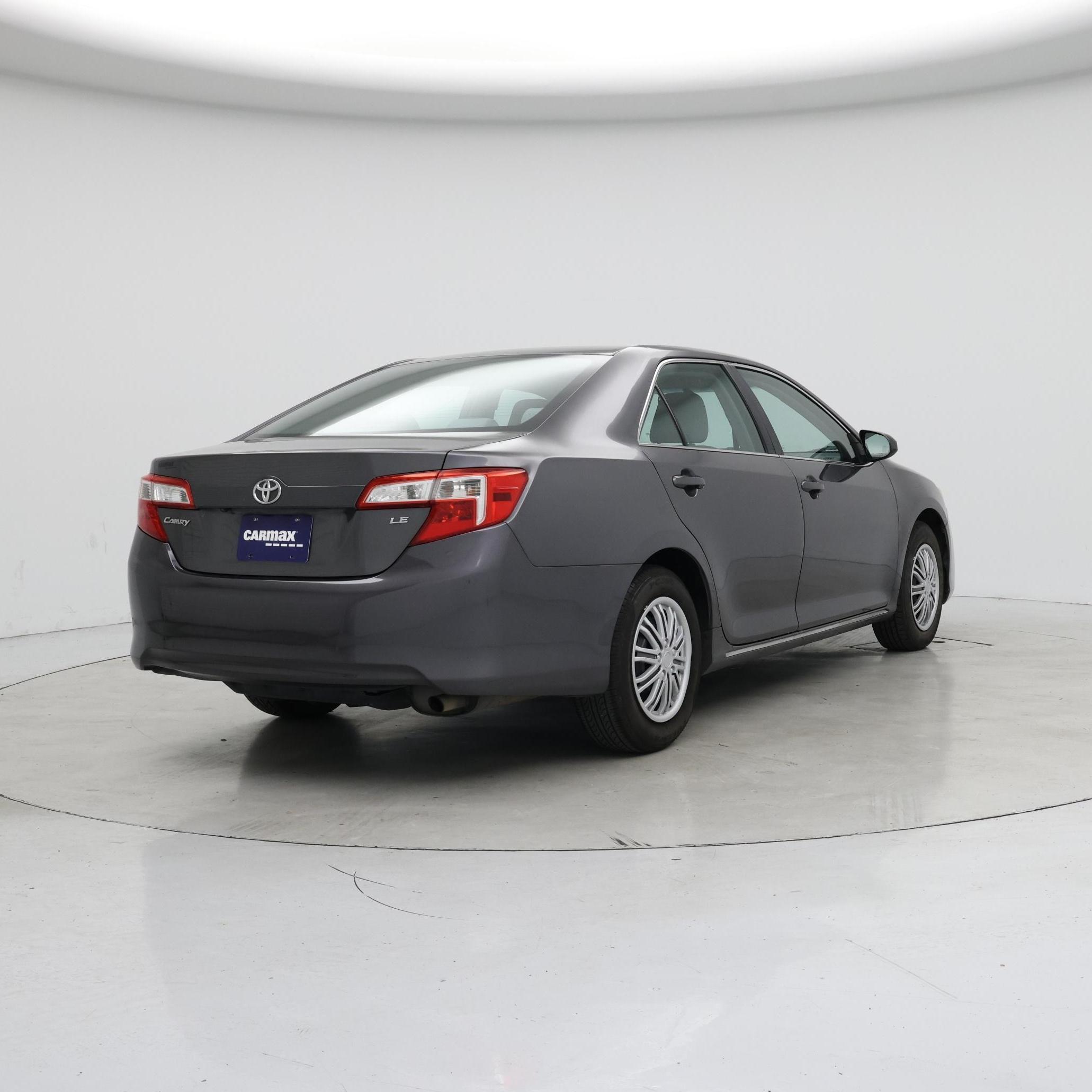 Thumbnail: 2014 Toyota Camry - 8