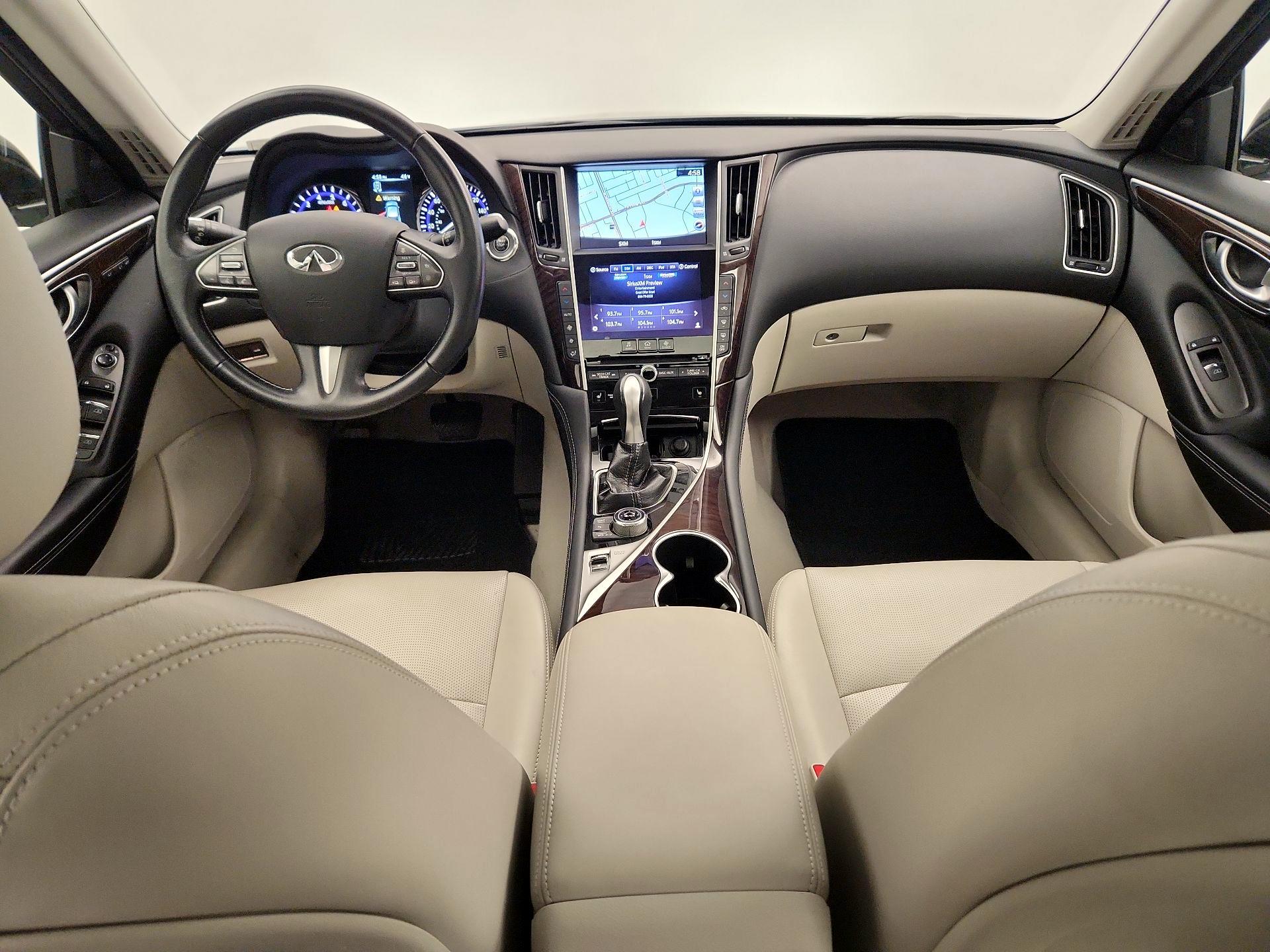 Thumbnail: 2015 INFINITI Q50 - 9