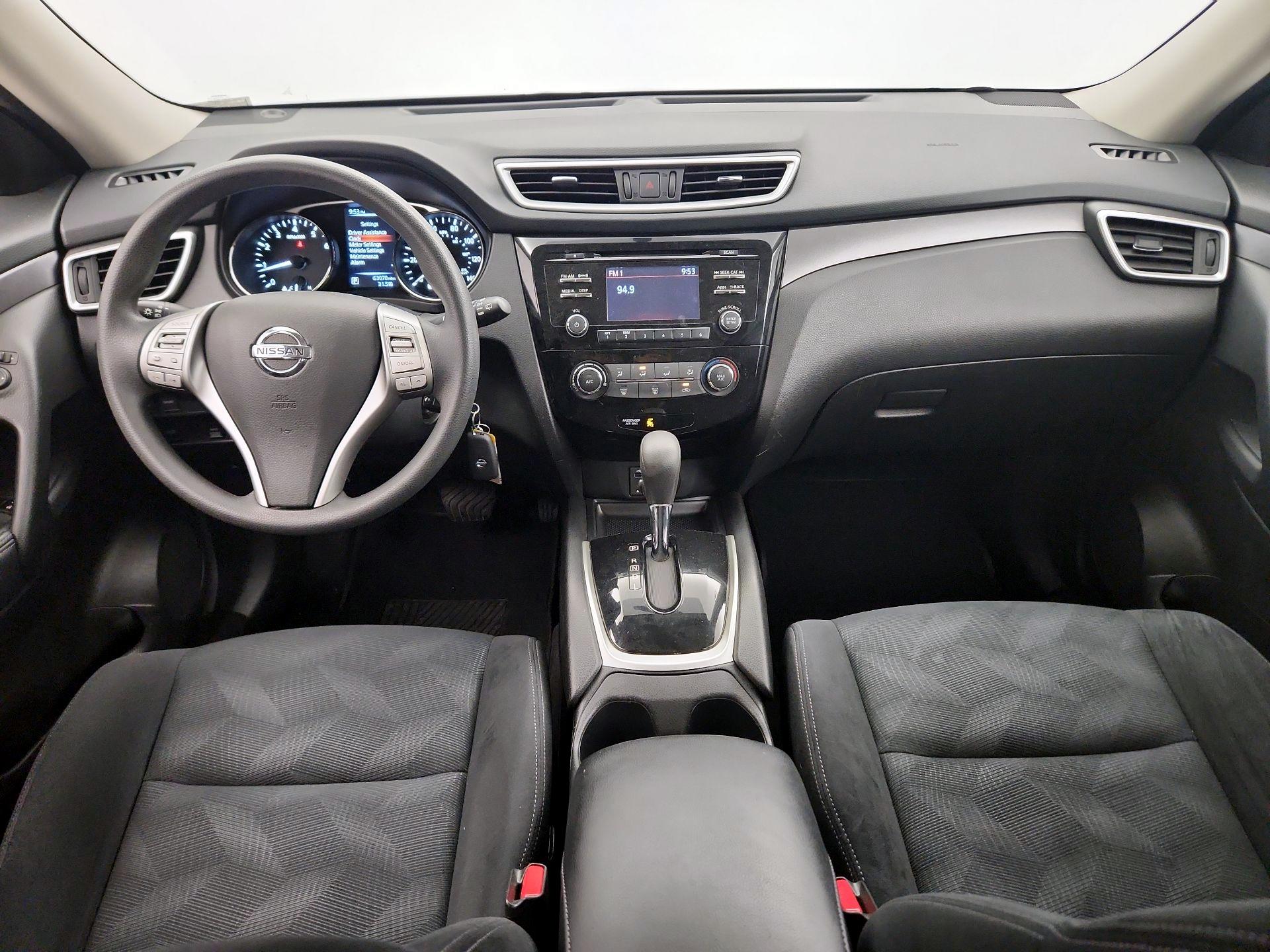 Thumbnail: 2016 Nissan Rogue - 9