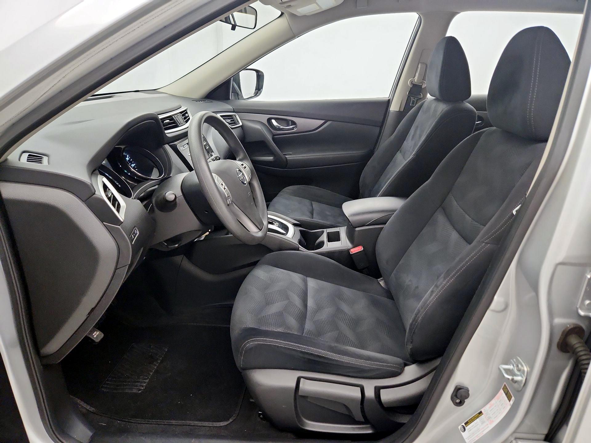 Thumbnail: 2016 Nissan Rogue - 11