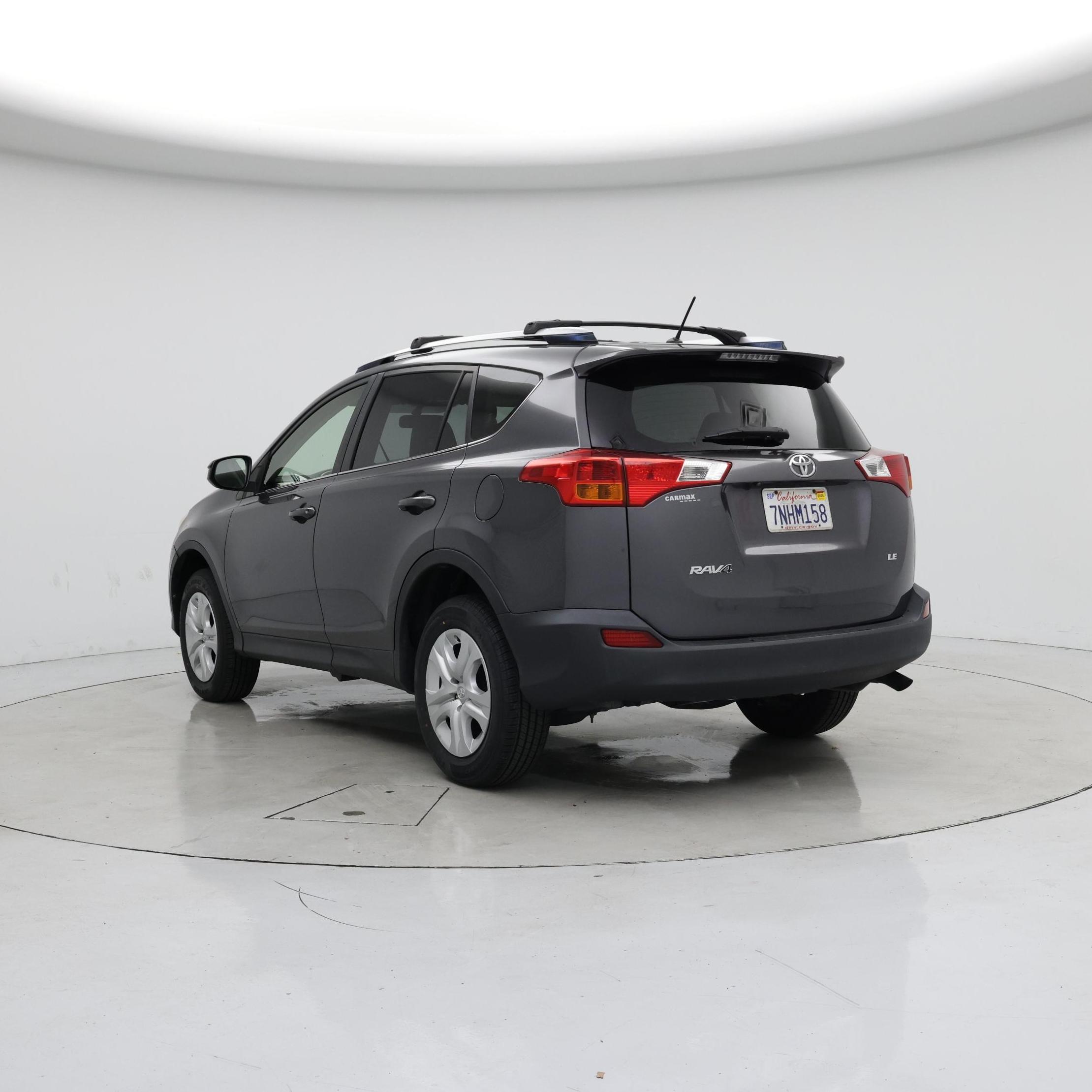 Thumbnail: 2015 Toyota RAV4 - 2