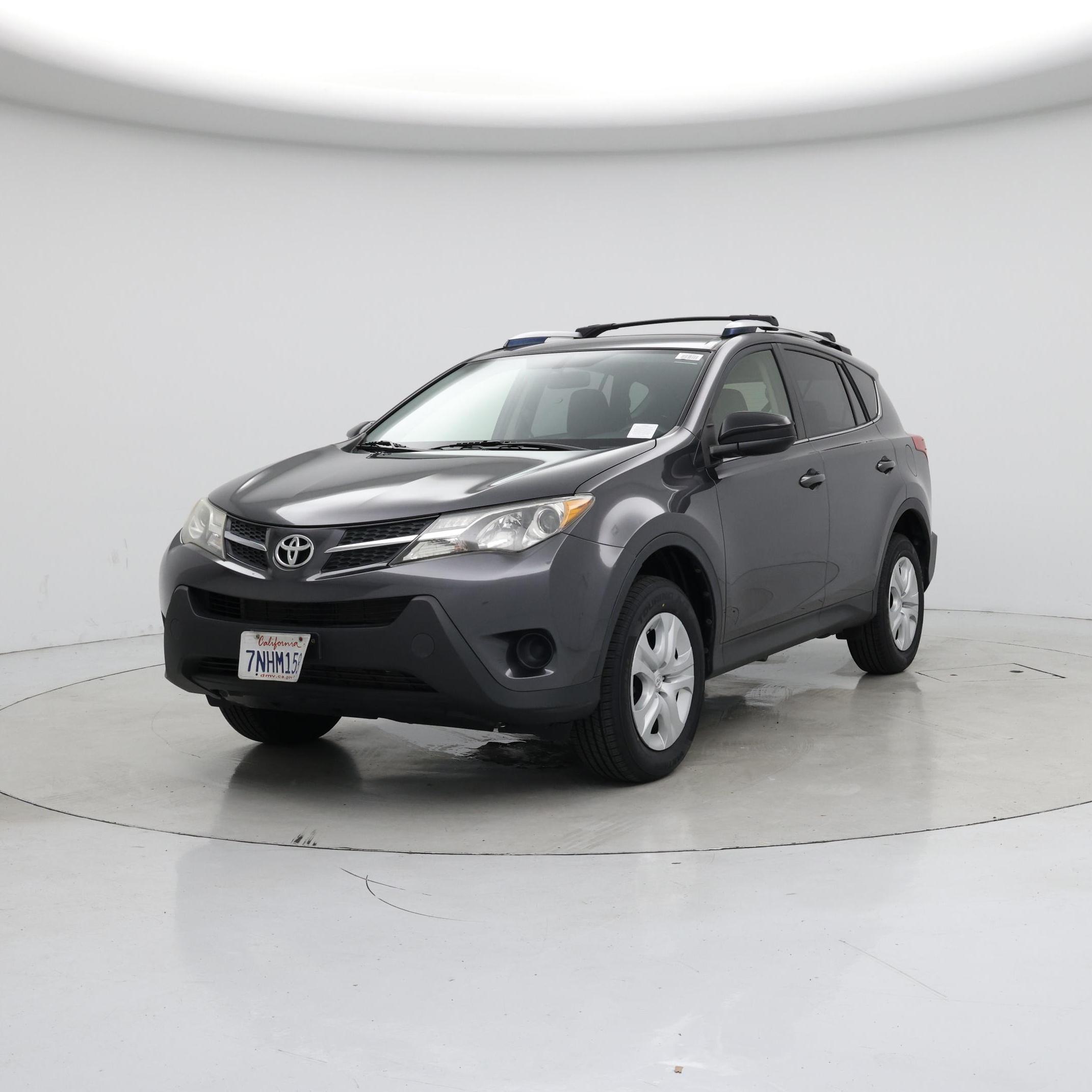 Thumbnail: 2015 Toyota RAV4 - 4