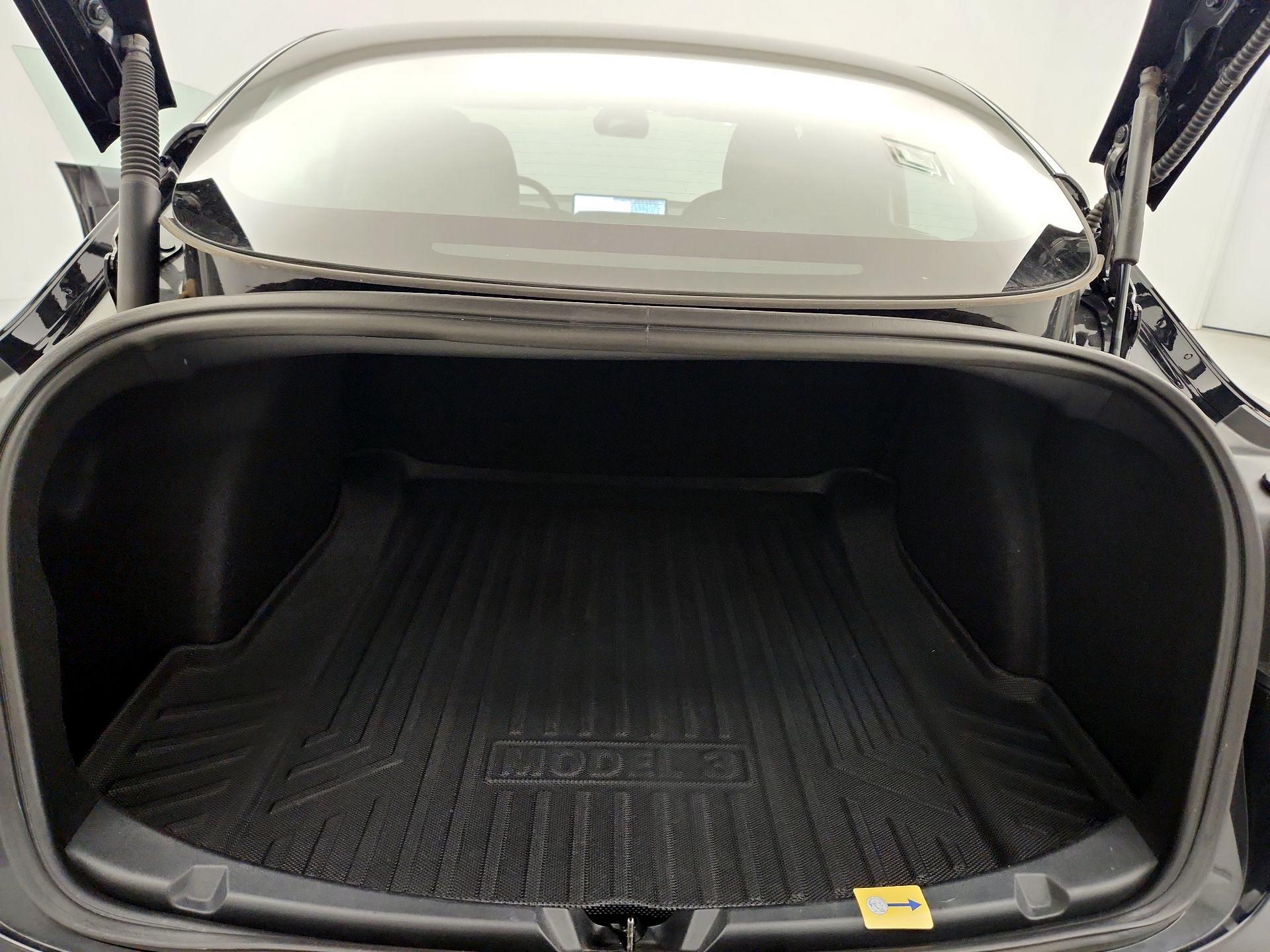 Thumbnail: 2022 Tesla Model 3 - 20