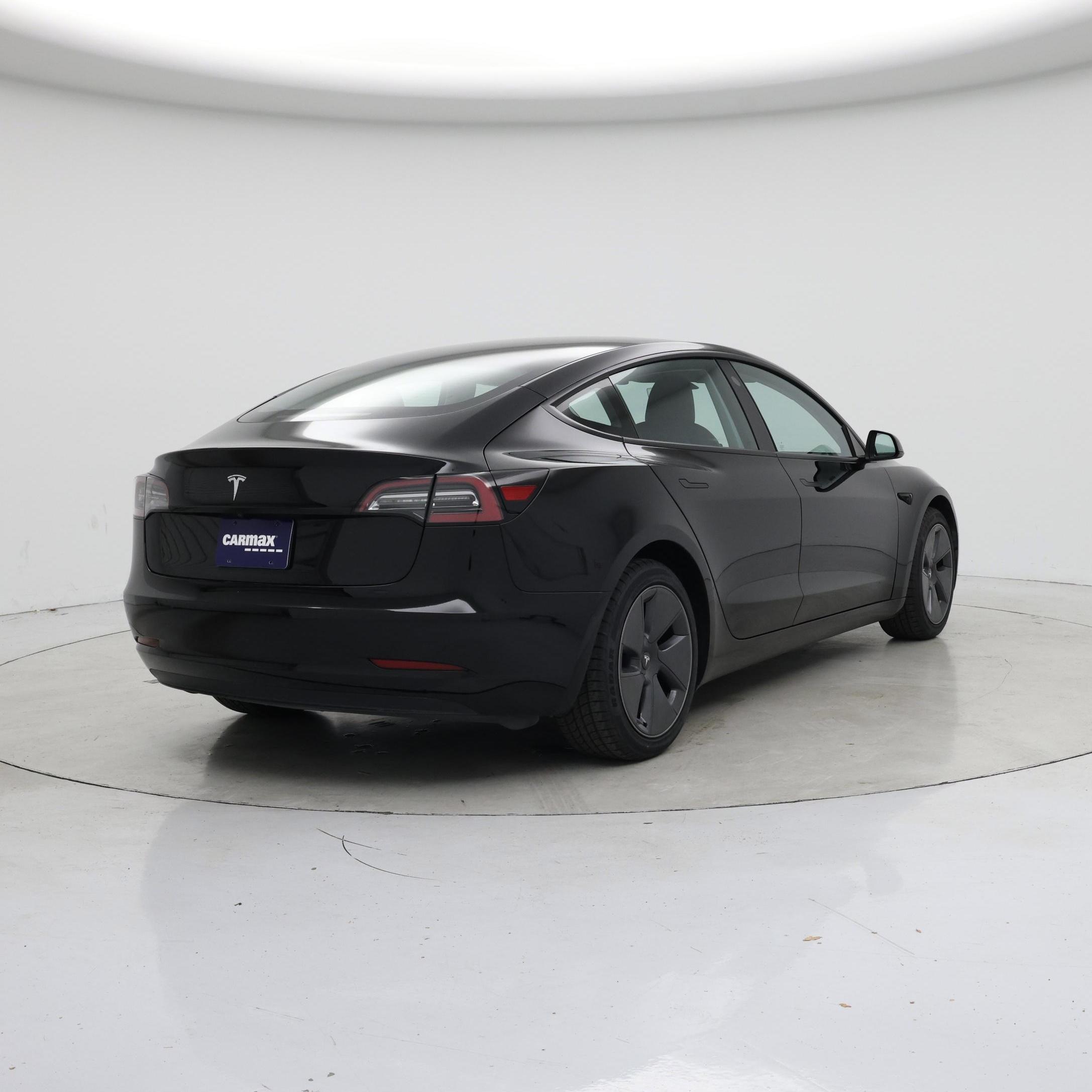 Thumbnail: 2022 Tesla Model 3 - 8