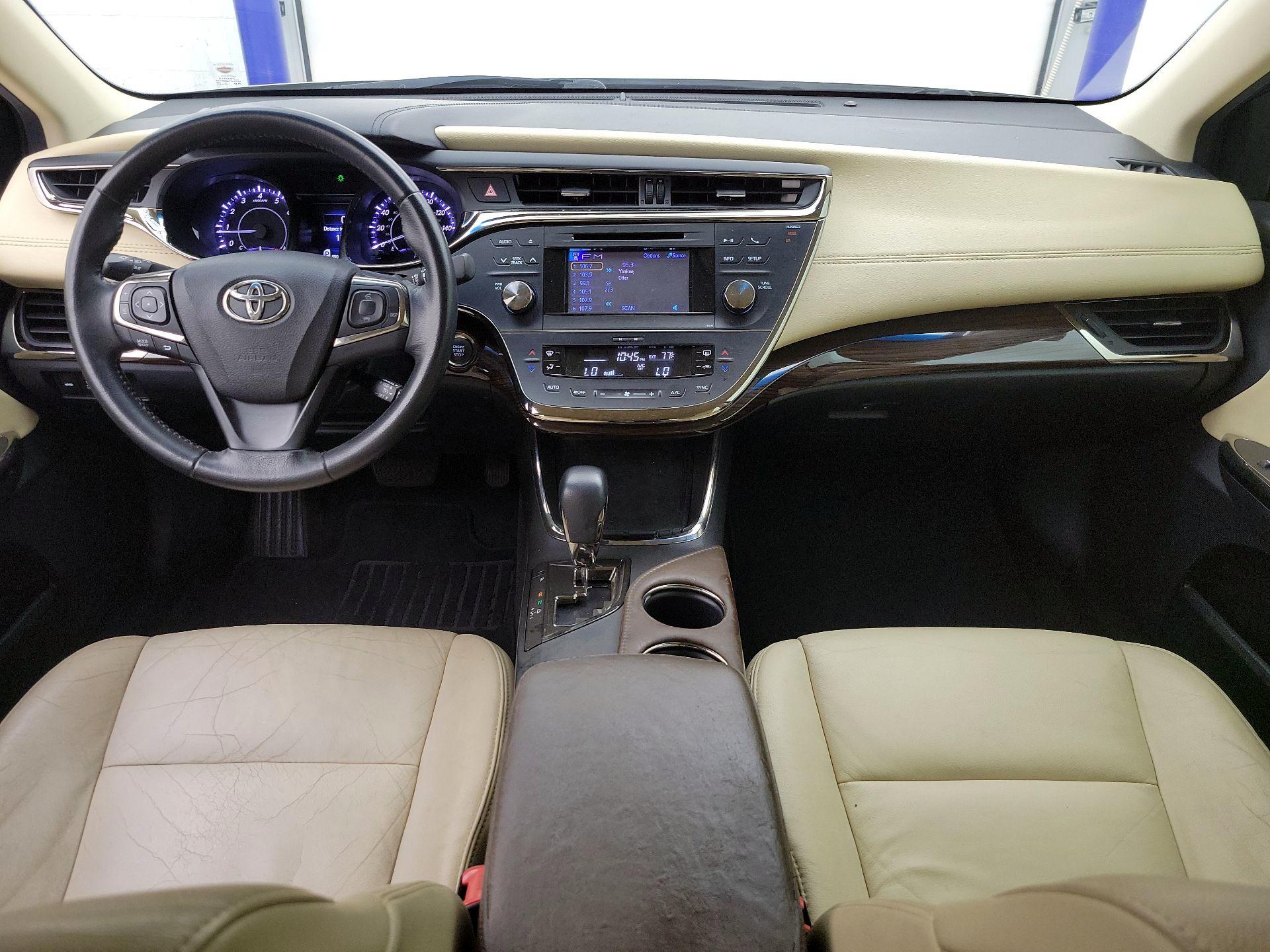Thumbnail: 2014 Toyota Avalon - 9