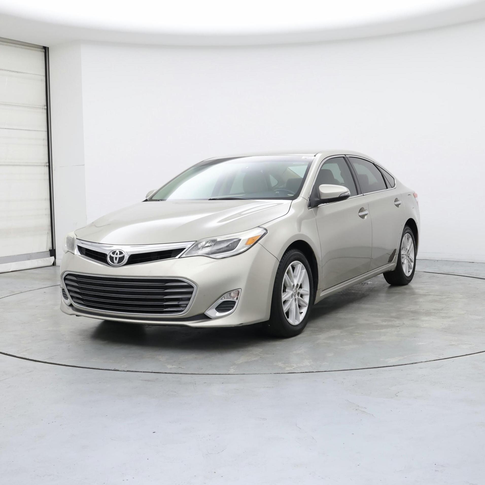 Thumbnail: 2014 Toyota Avalon - 4
