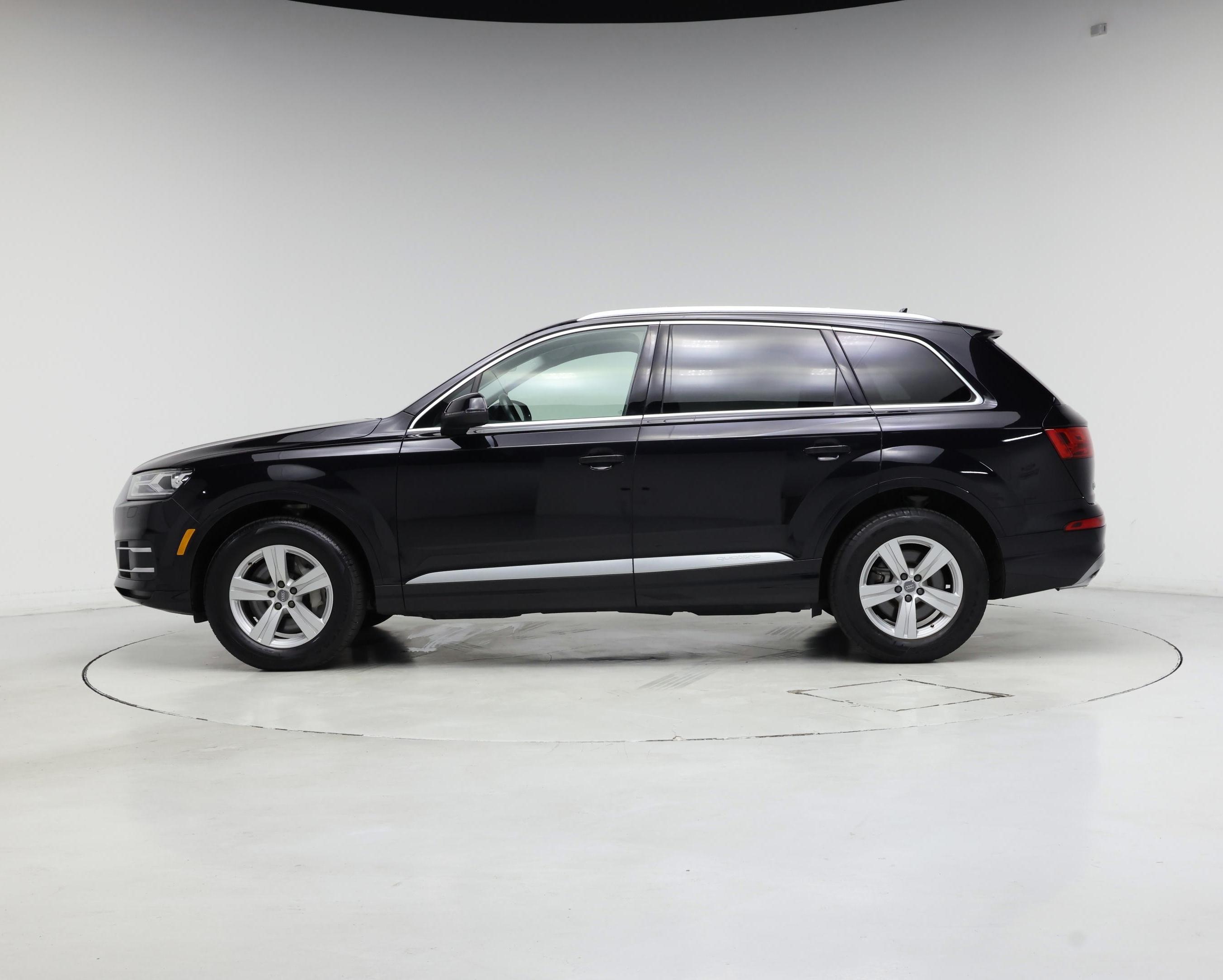 Thumbnail: 2019 Audi Q7 - 3