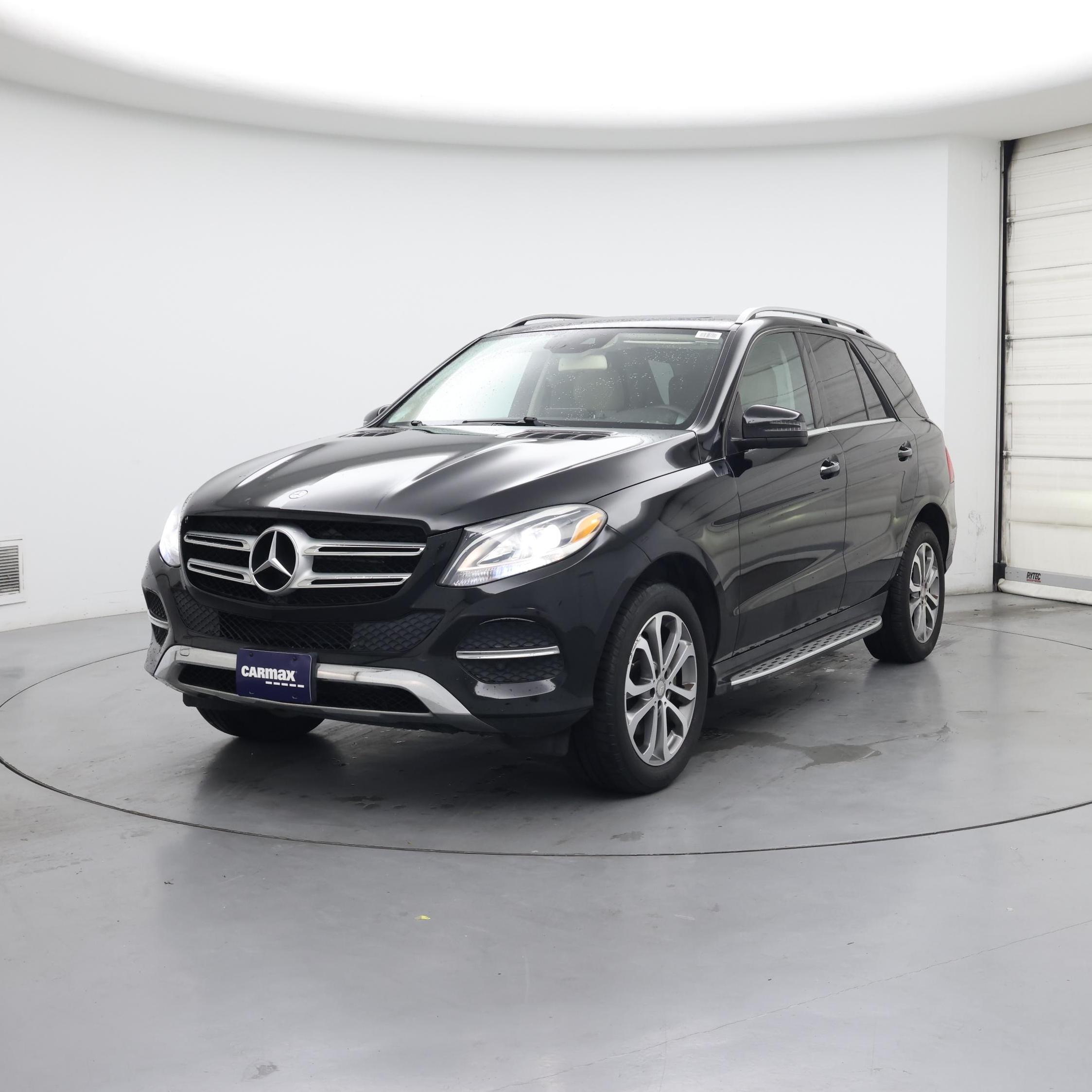 Thumbnail: 2016 Mercedes-Benz GLE - 4