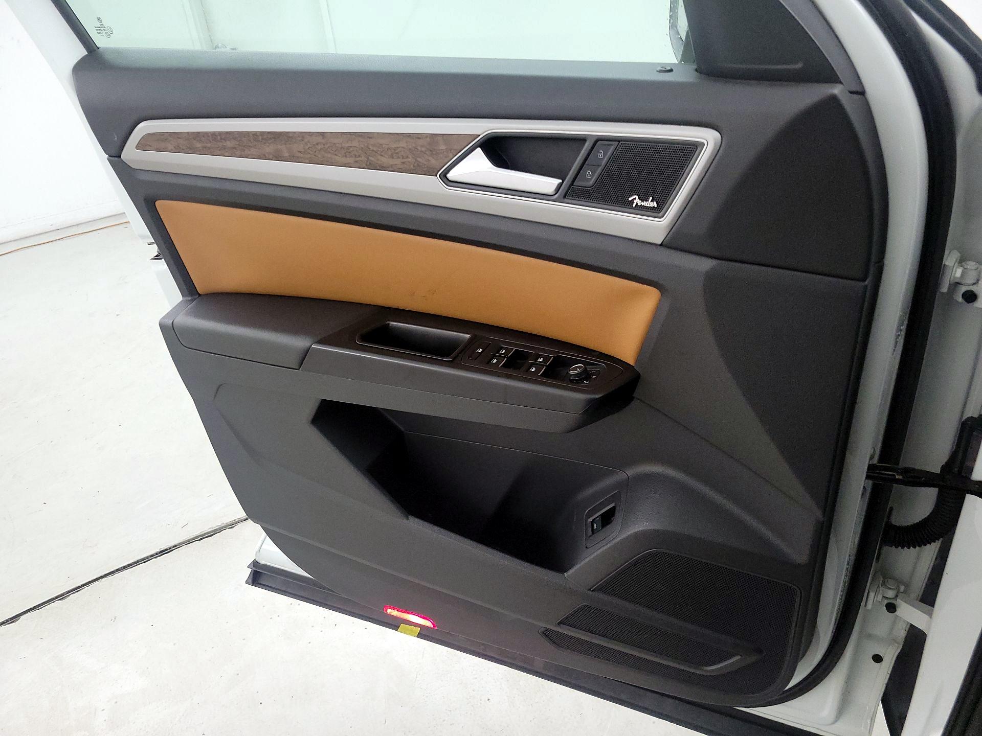 Thumbnail: 2019 Volkswagen Atlas - 12