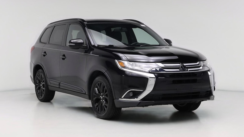 2018 Mitsubishi Outlander LE Hero Image