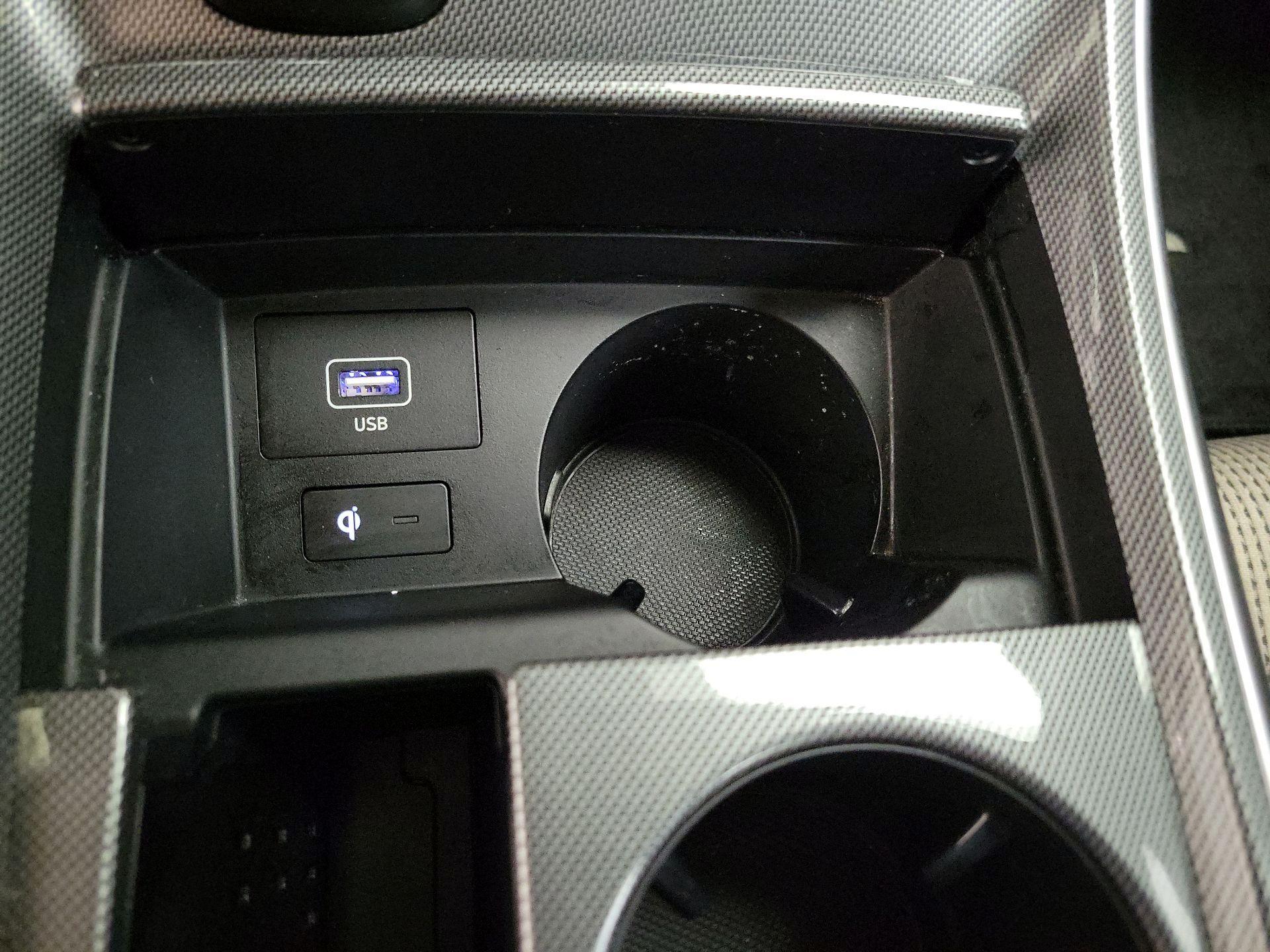 Thumbnail: 2022 Hyundai Santa Fe - 19