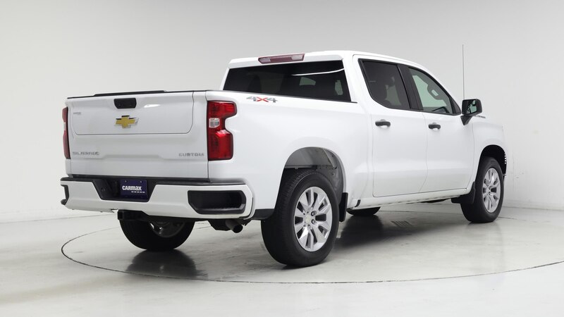 2023 Chevrolet Silverado 1500 Custom 8
