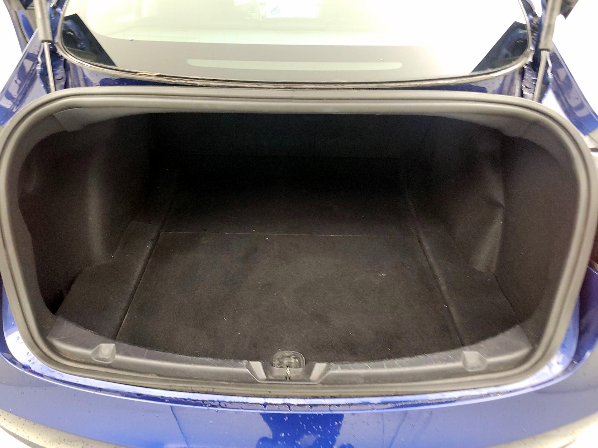 Thumbnail: 2020 Tesla Model 3 - 19