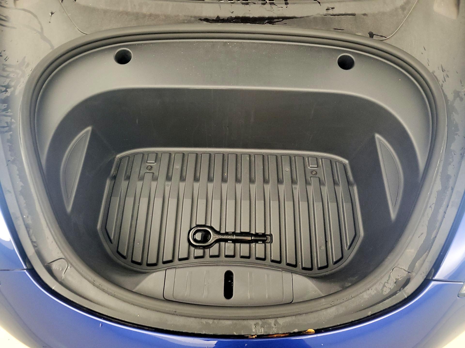Thumbnail: 2020 Tesla Model 3 - 20