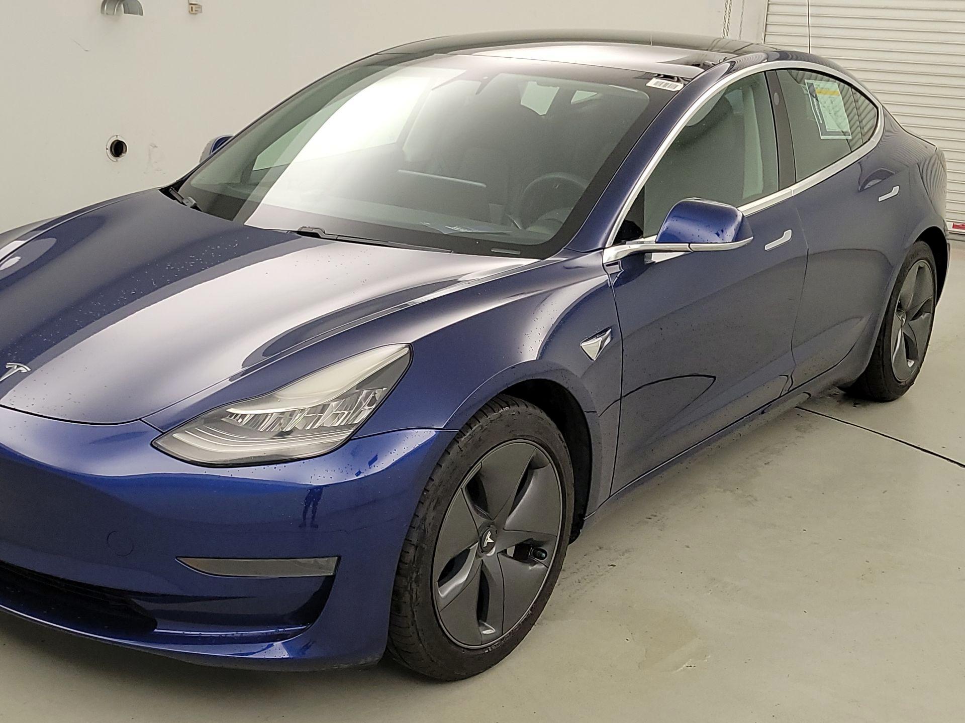 Thumbnail: 2020 Tesla Model 3 - 3