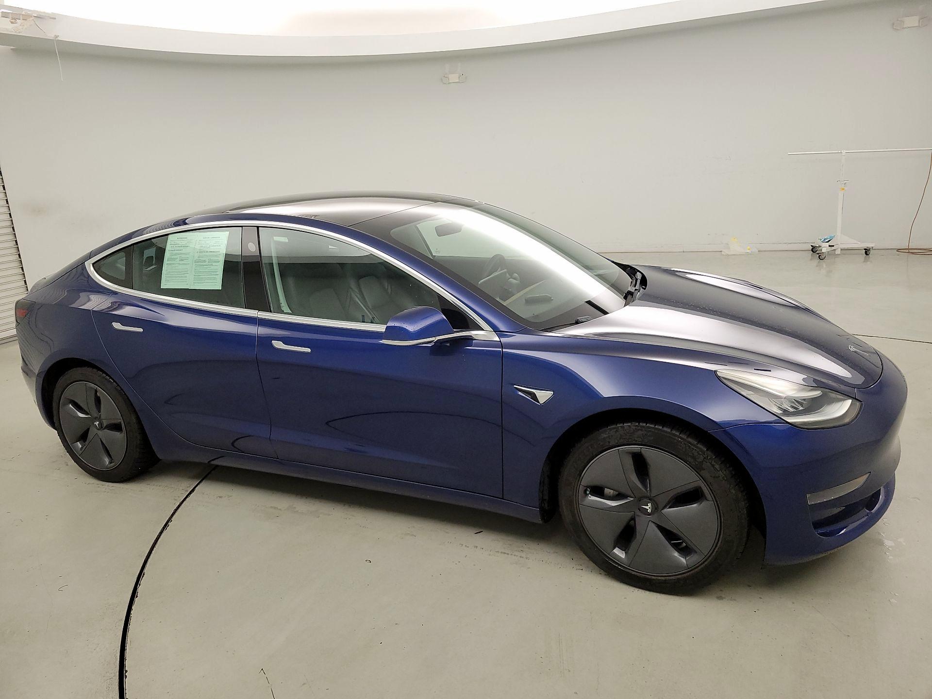 Thumbnail: 2020 Tesla Model 3 - 4
