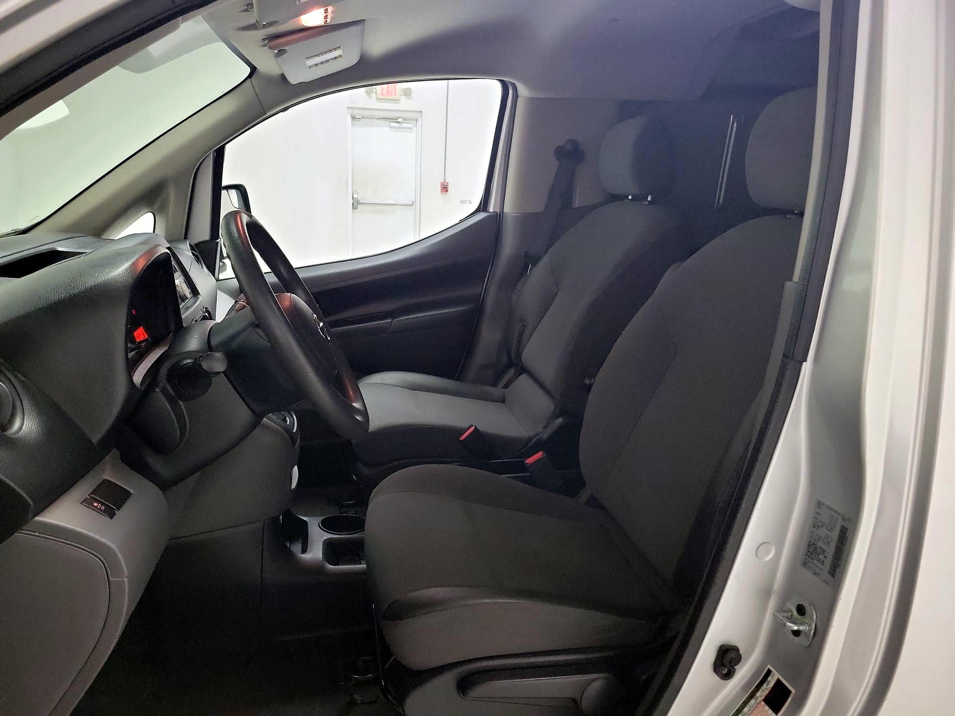 Thumbnail: 2017 Nissan NV200 - 11
