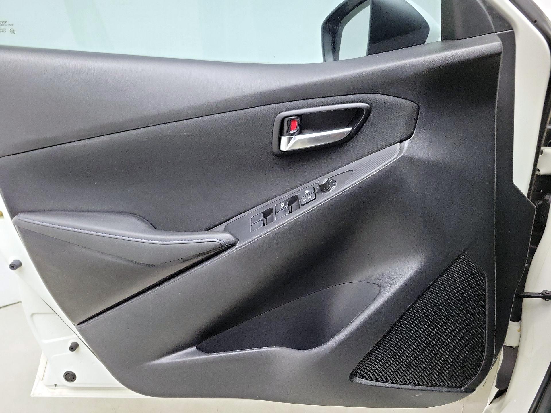 Thumbnail: 2017 Toyota Yaris iA - 12