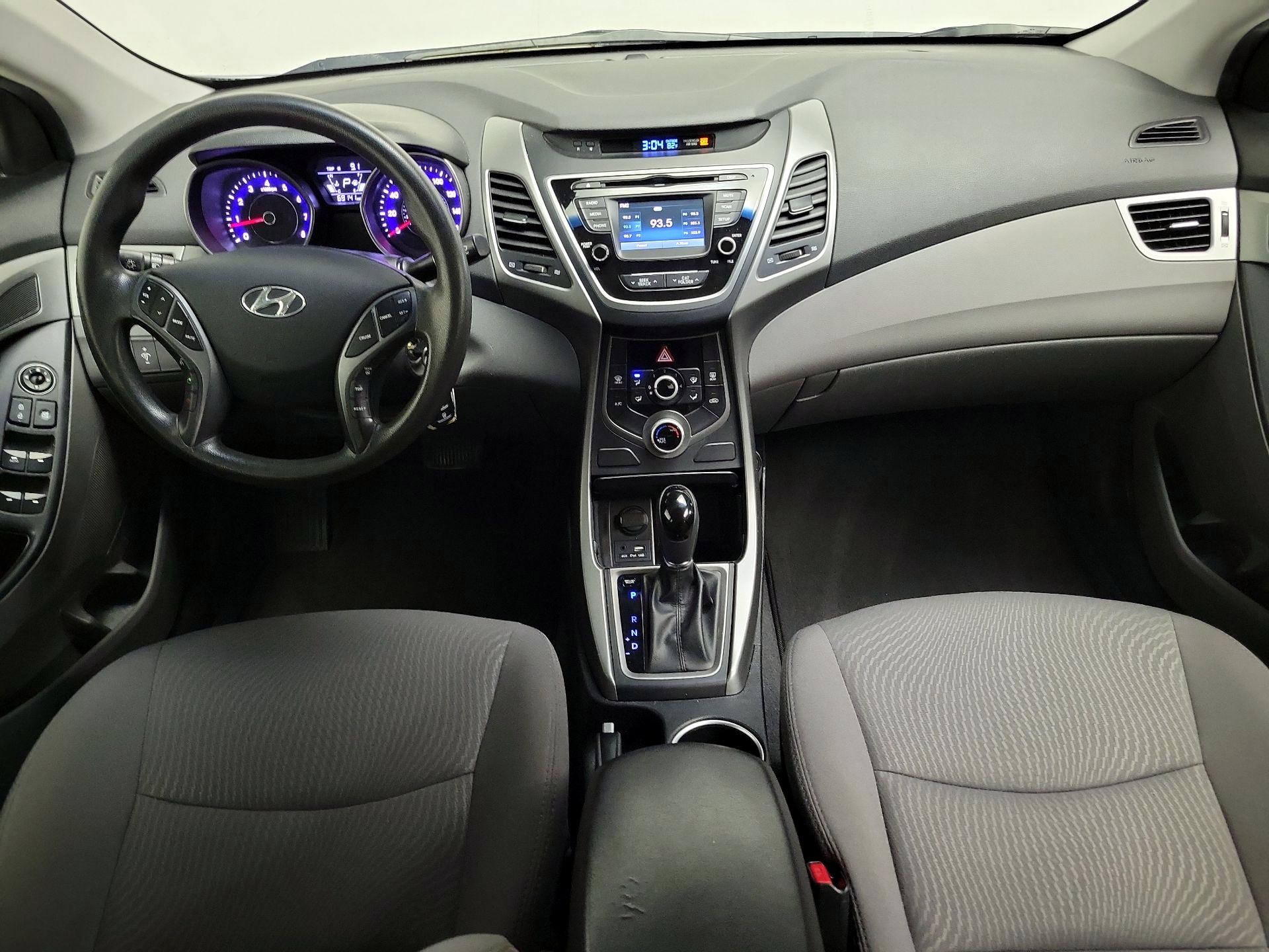 Thumbnail: 2015 Hyundai Elantra - 9