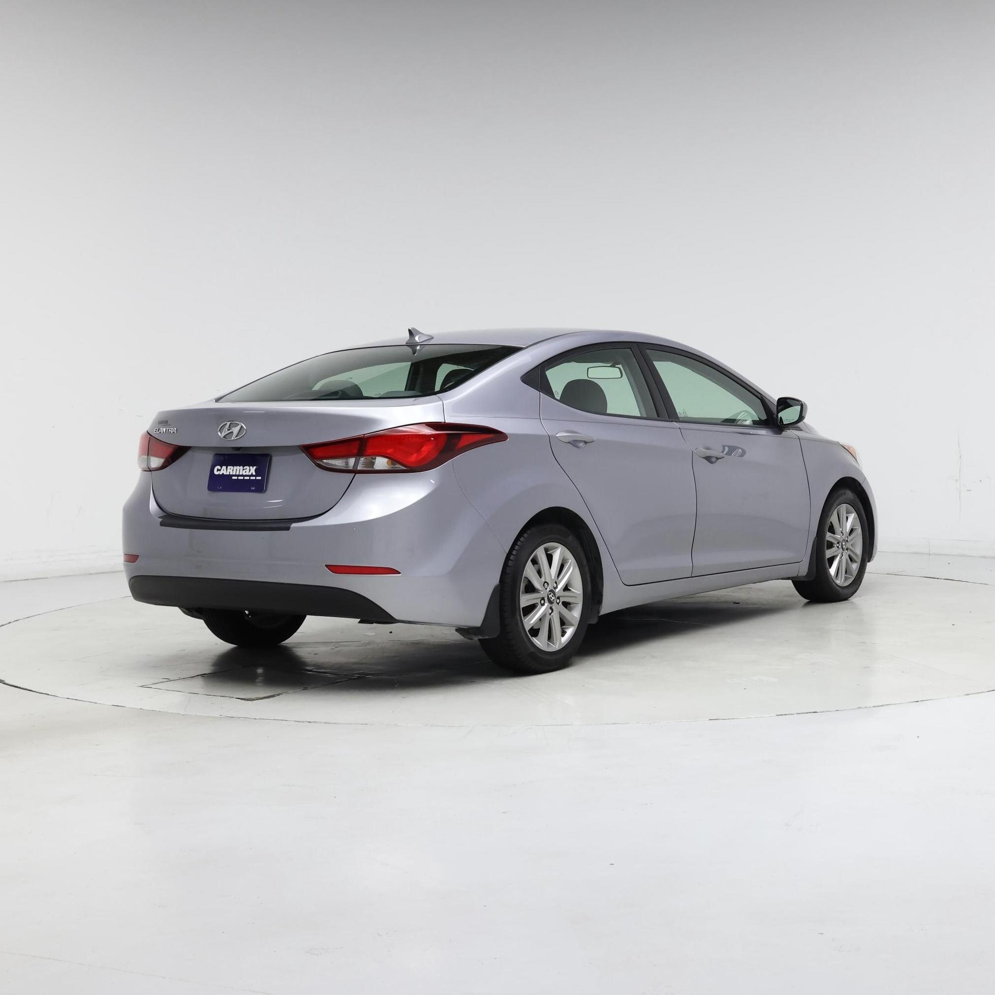 Thumbnail: 2015 Hyundai Elantra - 8
