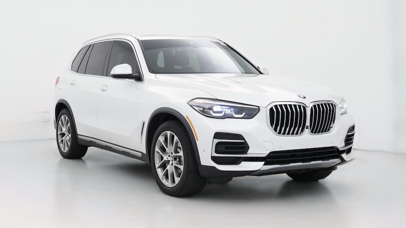 2022 BMW X5 sDrive40i Hero Image