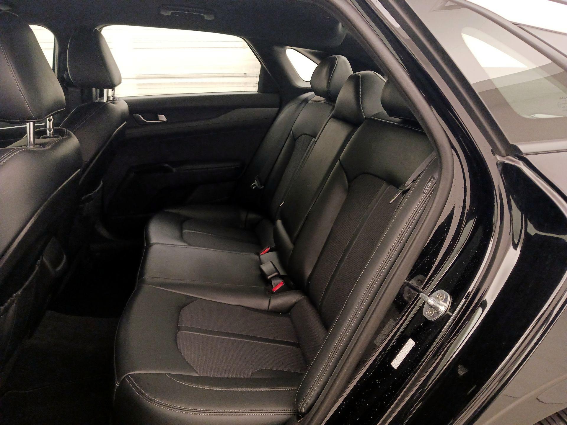 Thumbnail: 2022 Kia K5 - 18