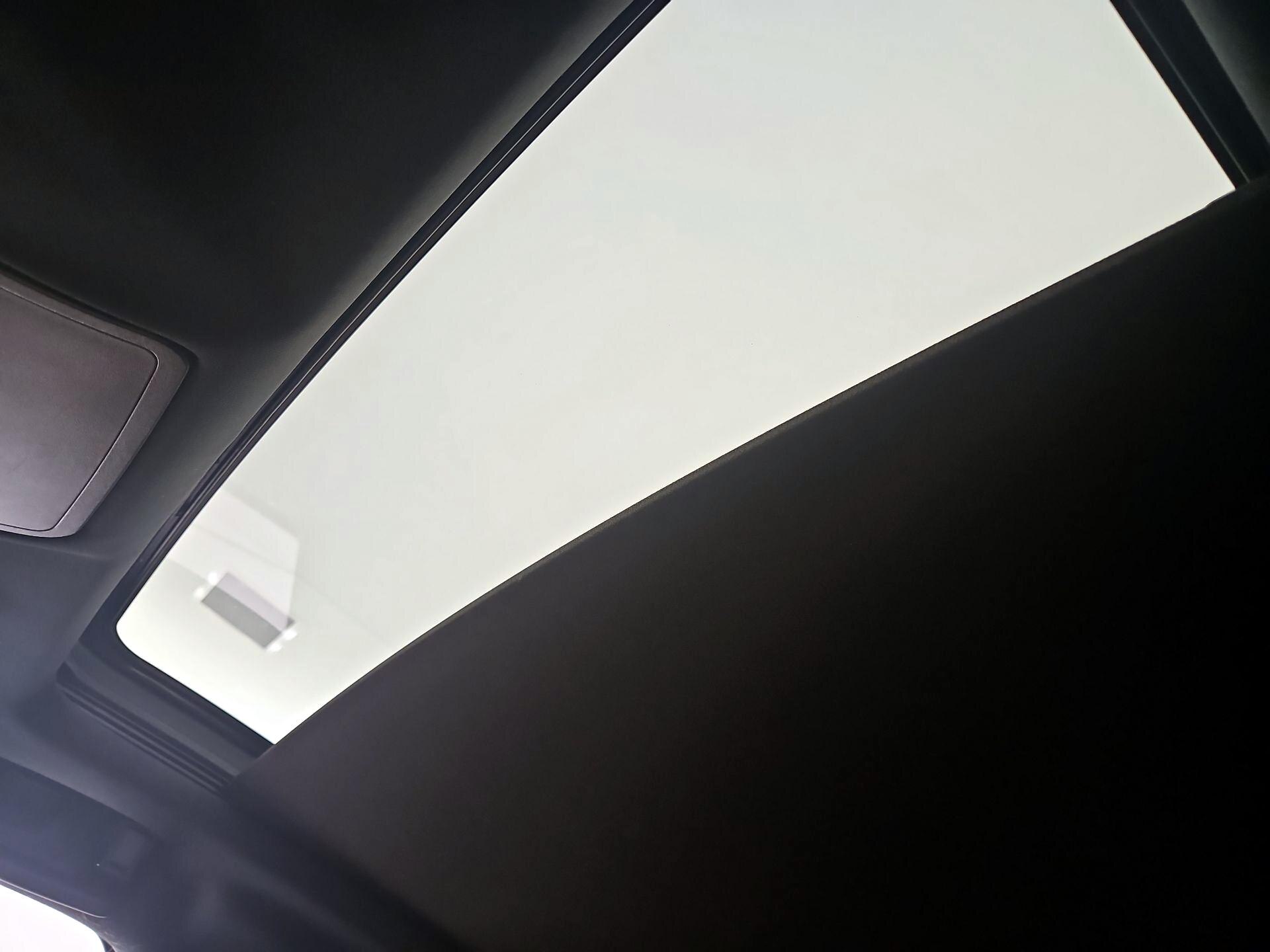 Thumbnail: 2014 Cadillac SRX - 20