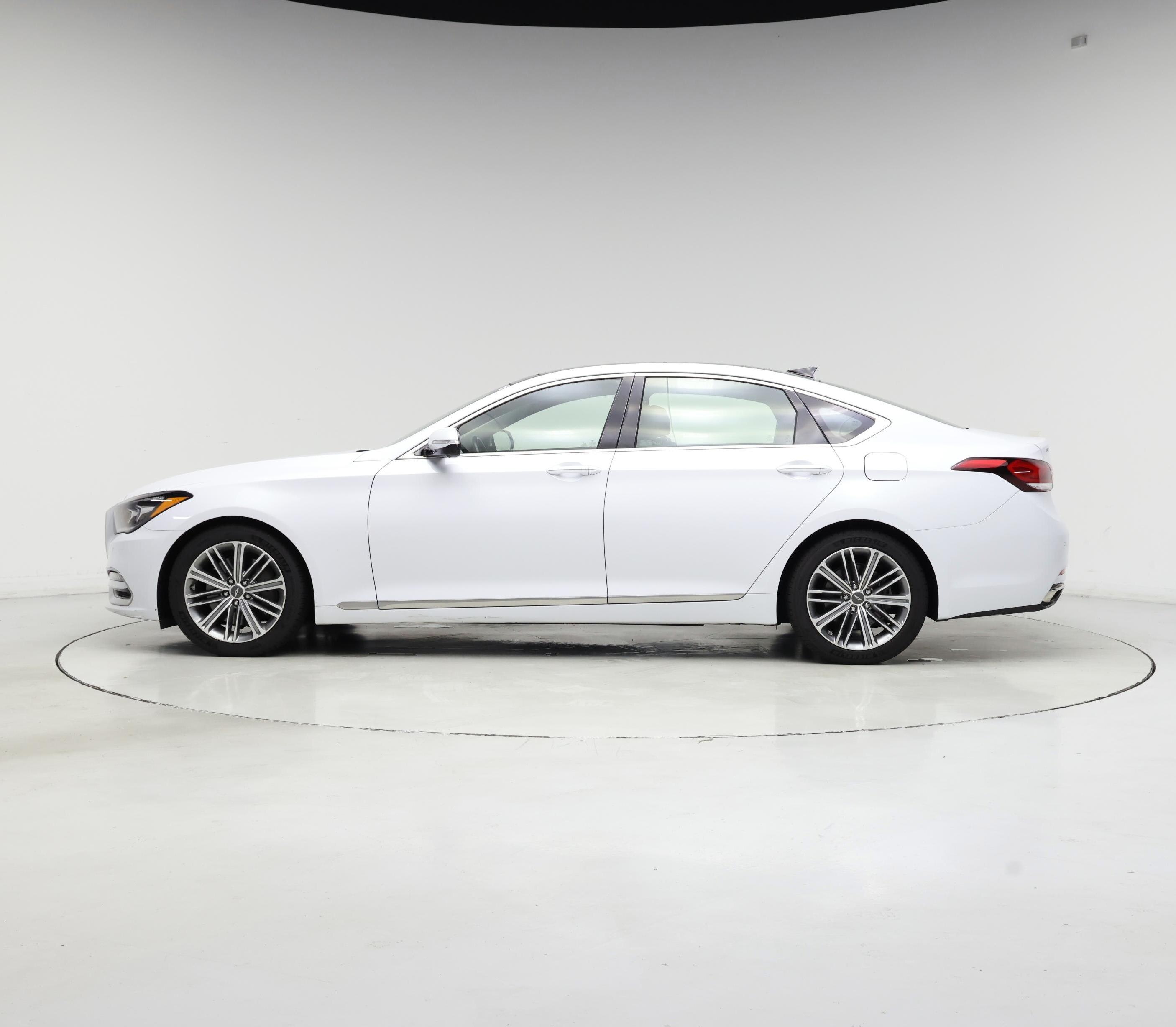 Thumbnail: 2018 Genesis G80 - 3