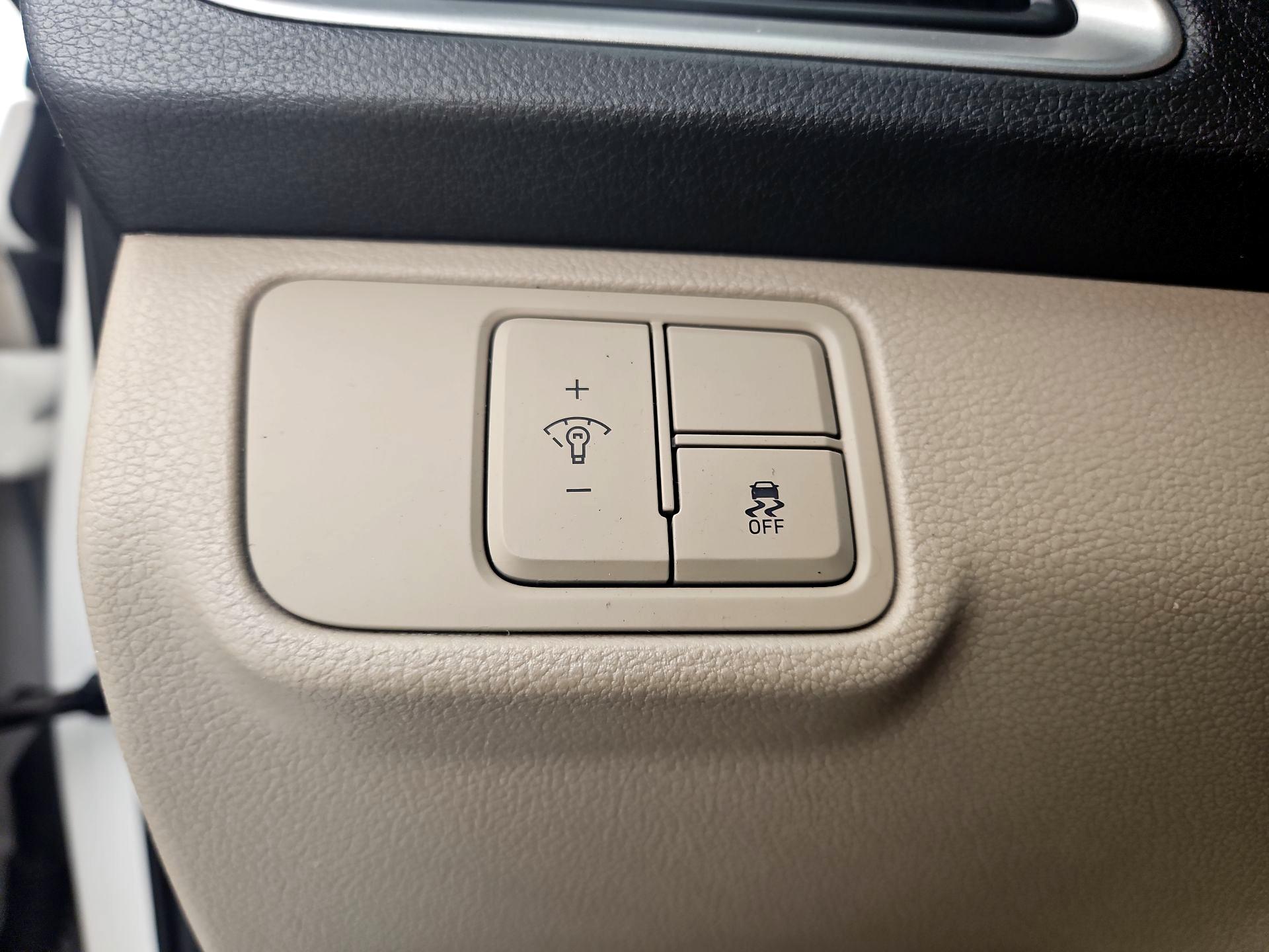 Thumbnail: 2019 Hyundai Accent - 13