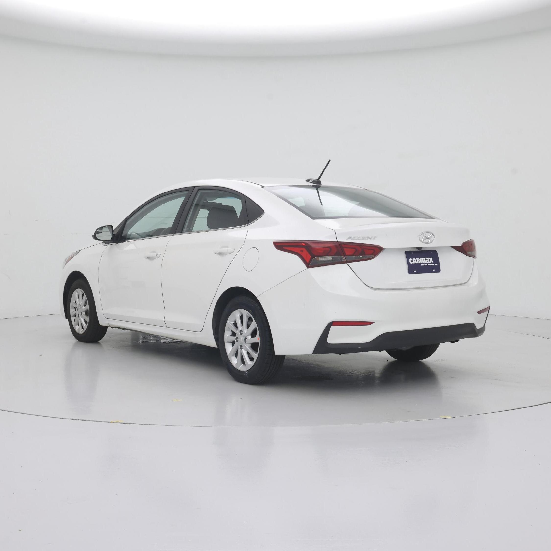 Thumbnail: 2019 Hyundai Accent - 2
